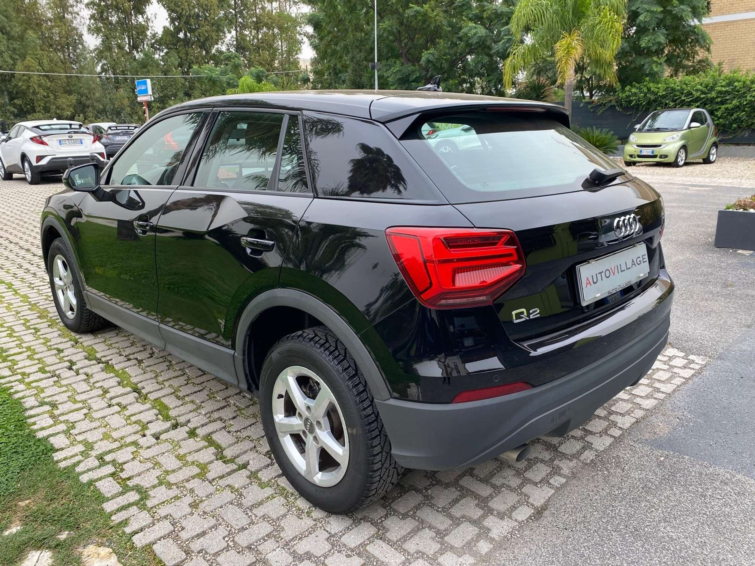 Audi - Q2