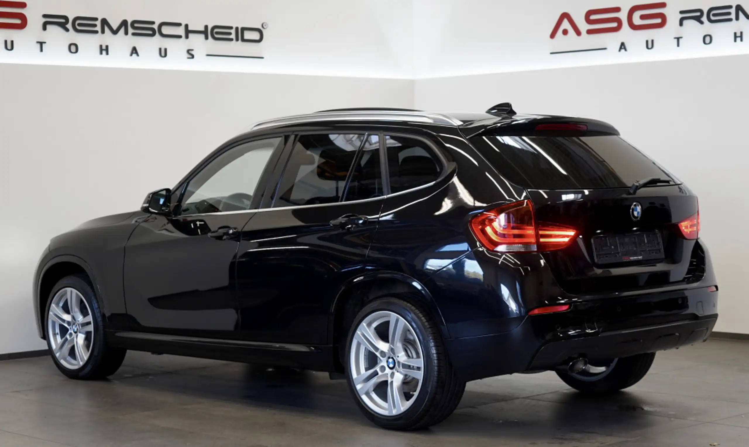 BMW - X1