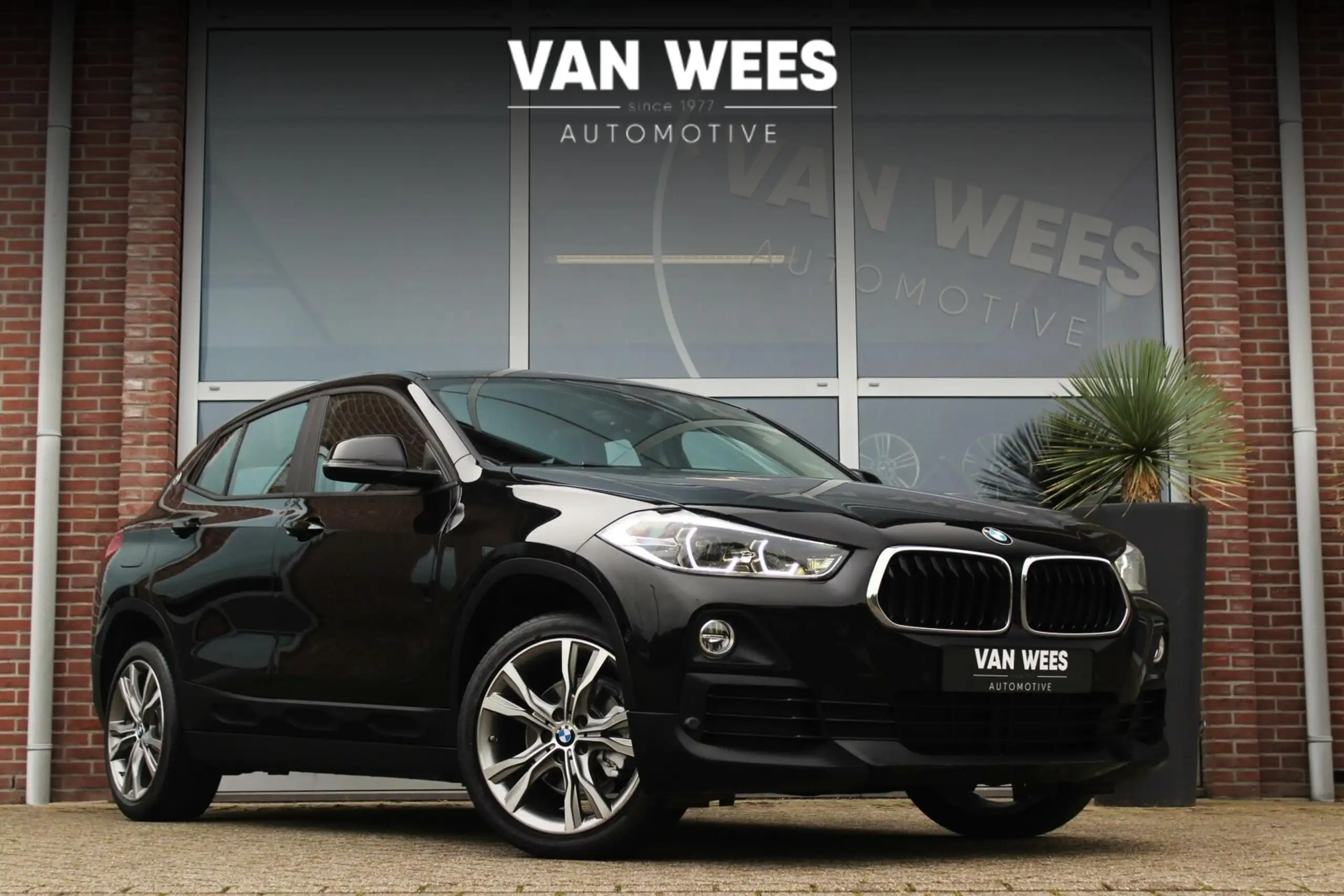 BMW - X2