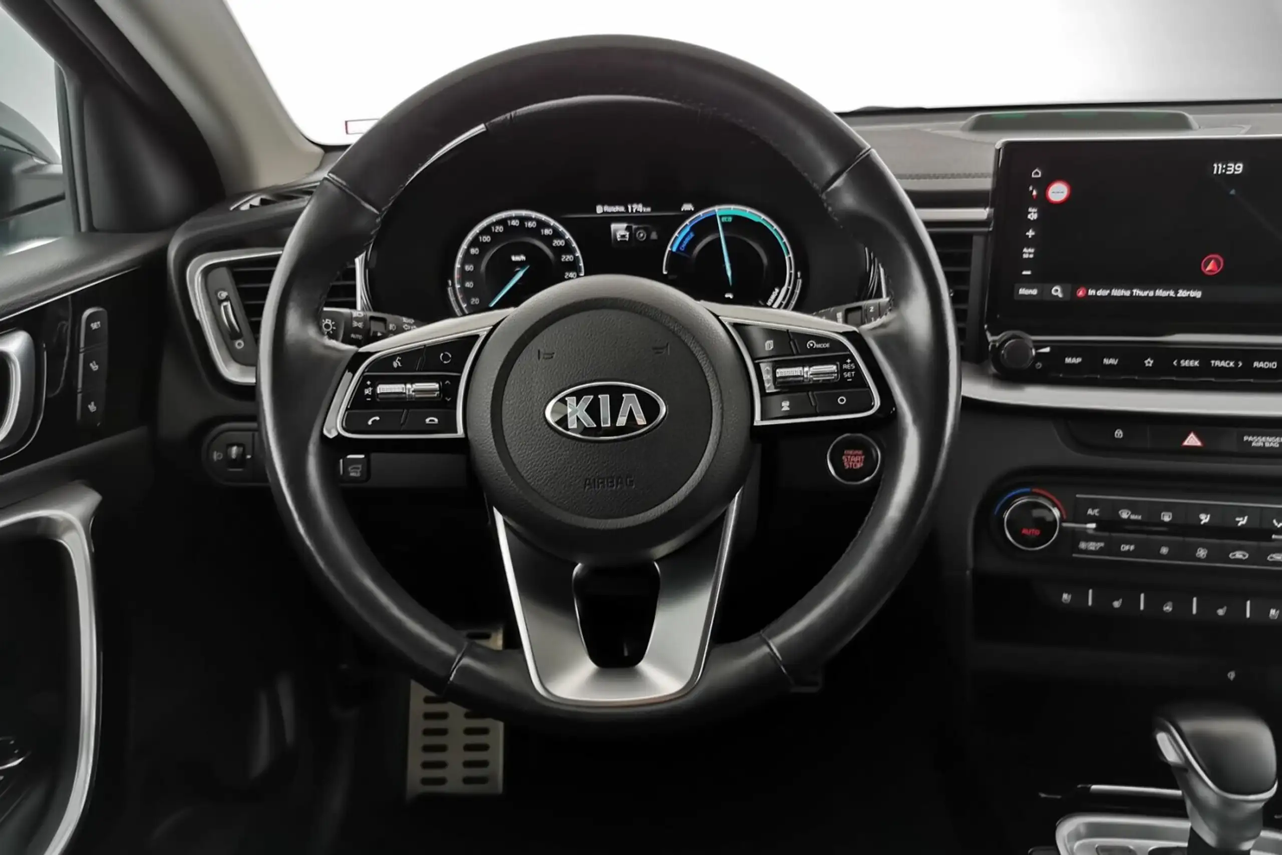 Kia - XCeed