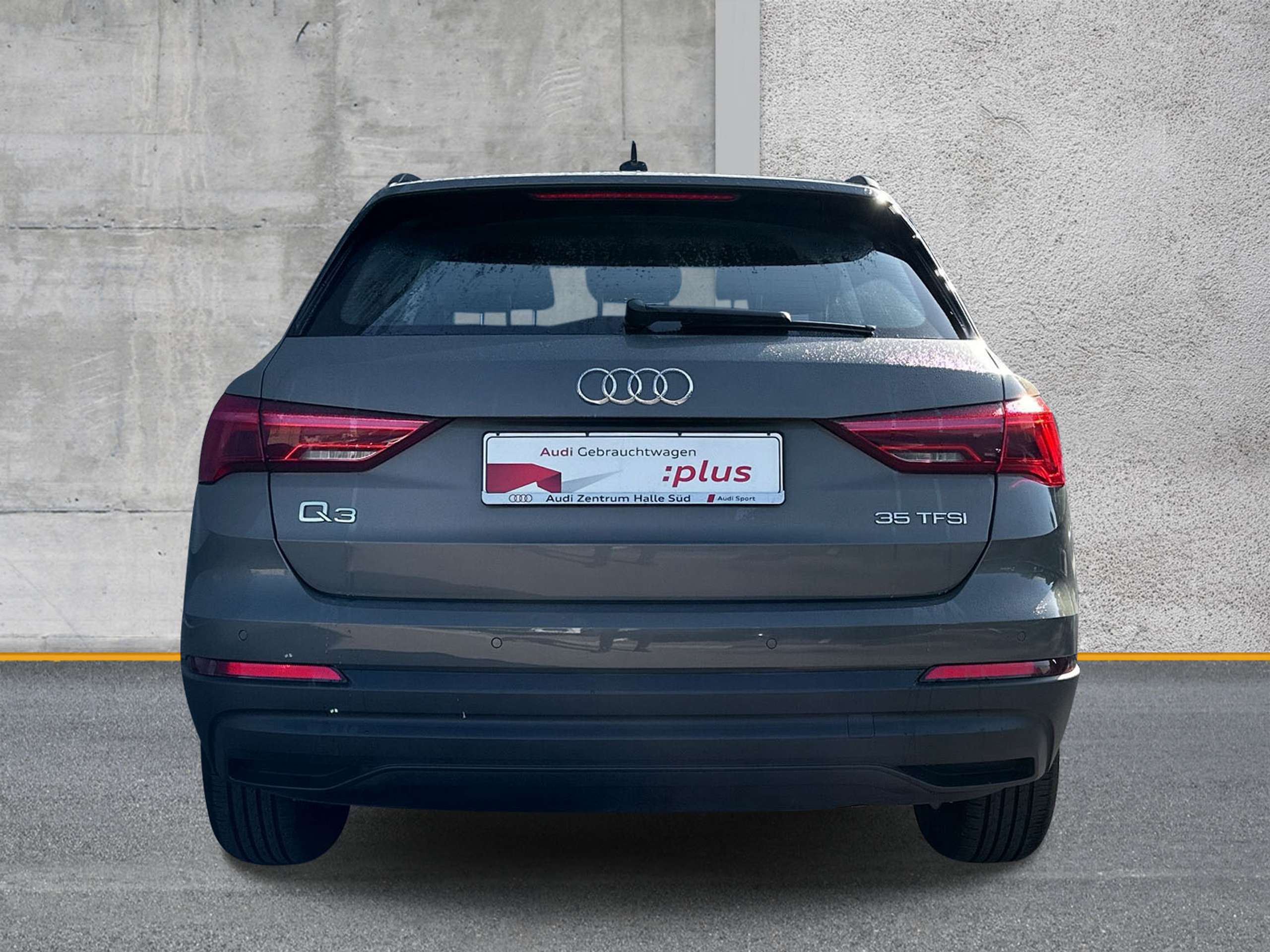 Audi - Q3