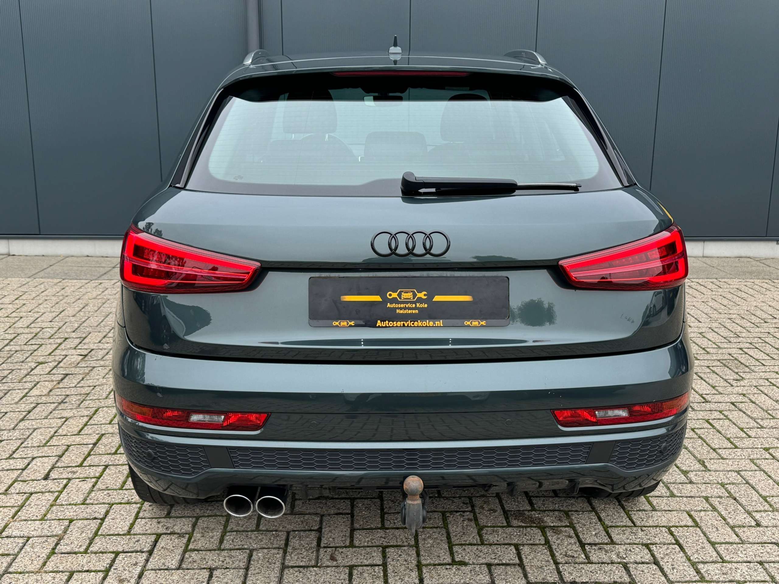 Audi - Q3