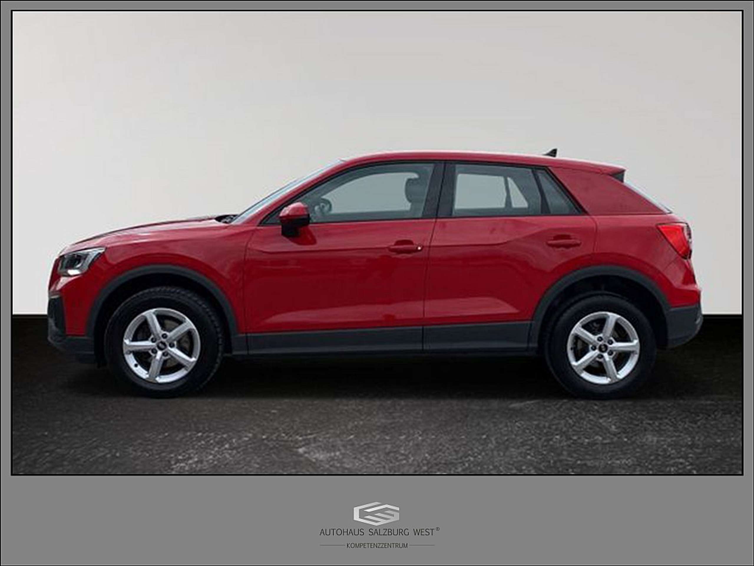 Audi - Q2