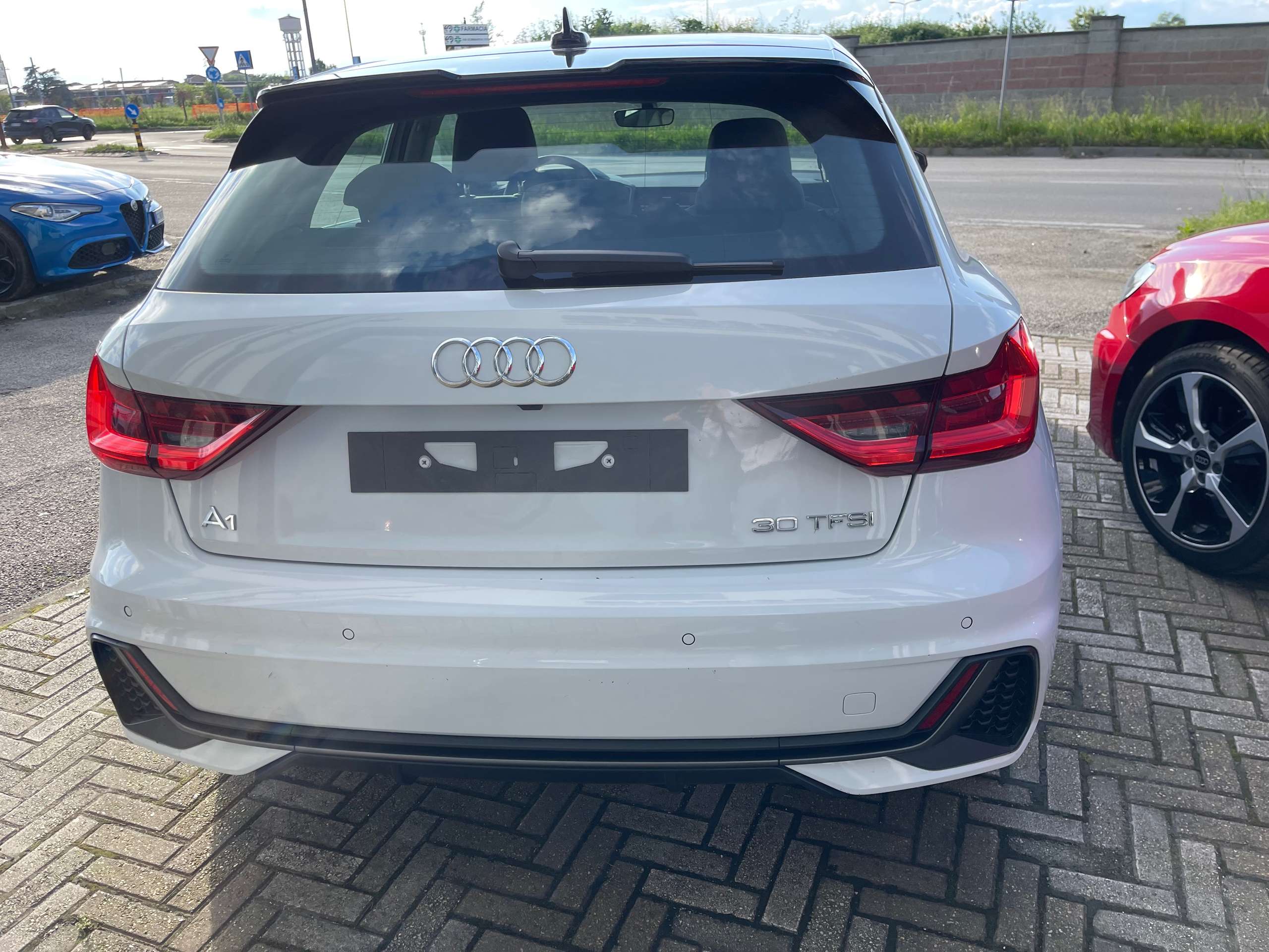 Audi - A1