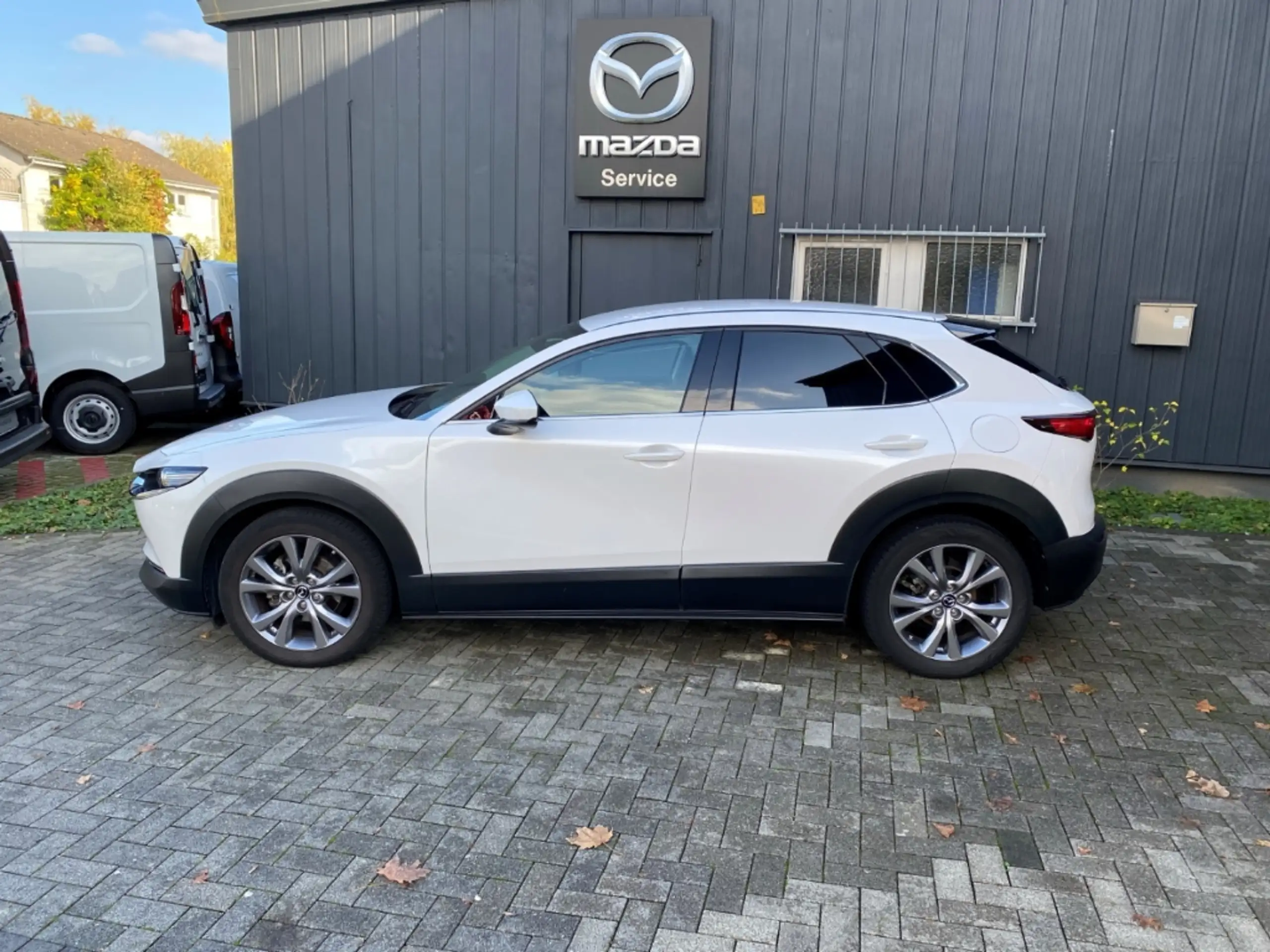 Mazda - CX-30