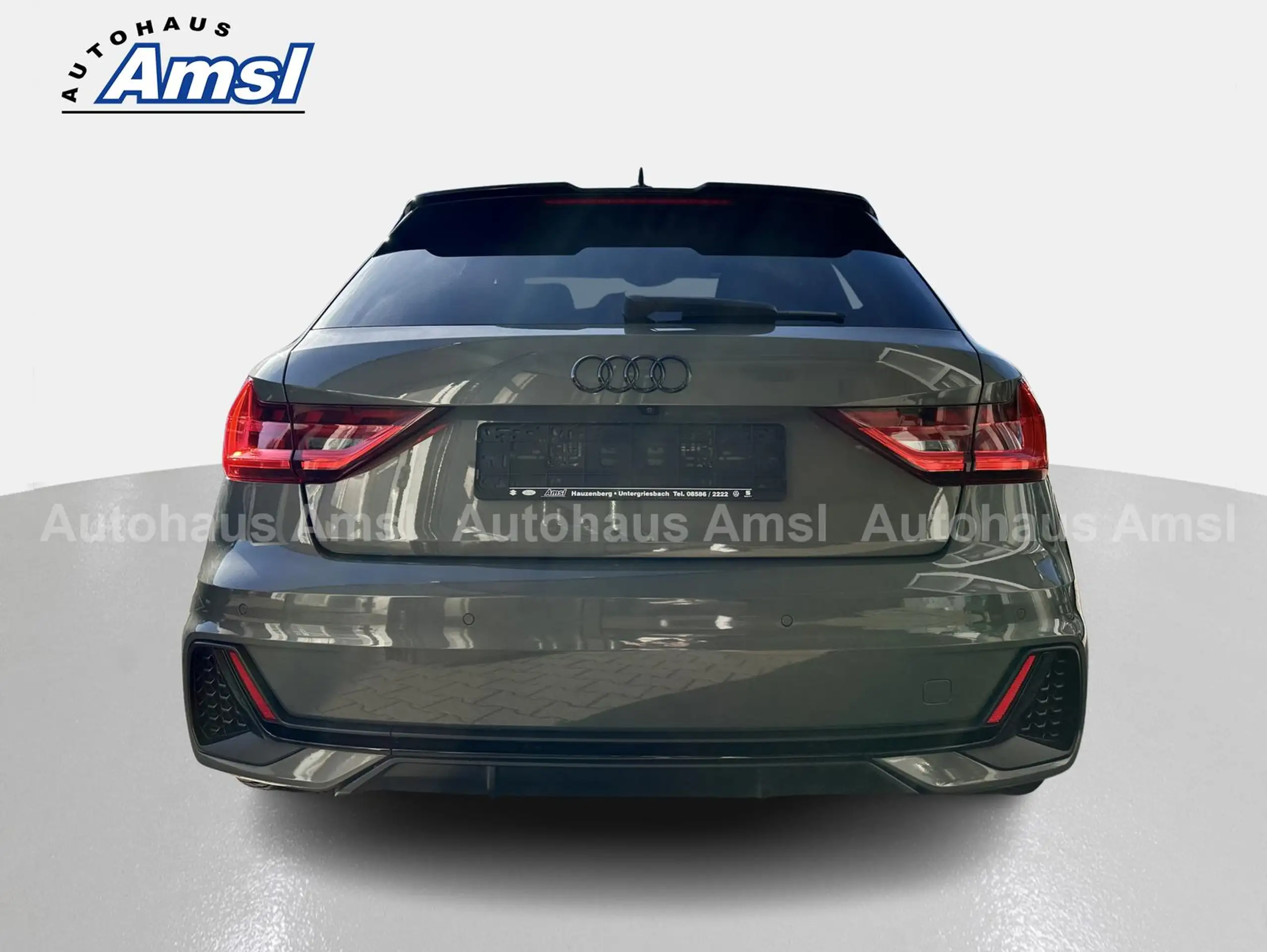 Audi - A1