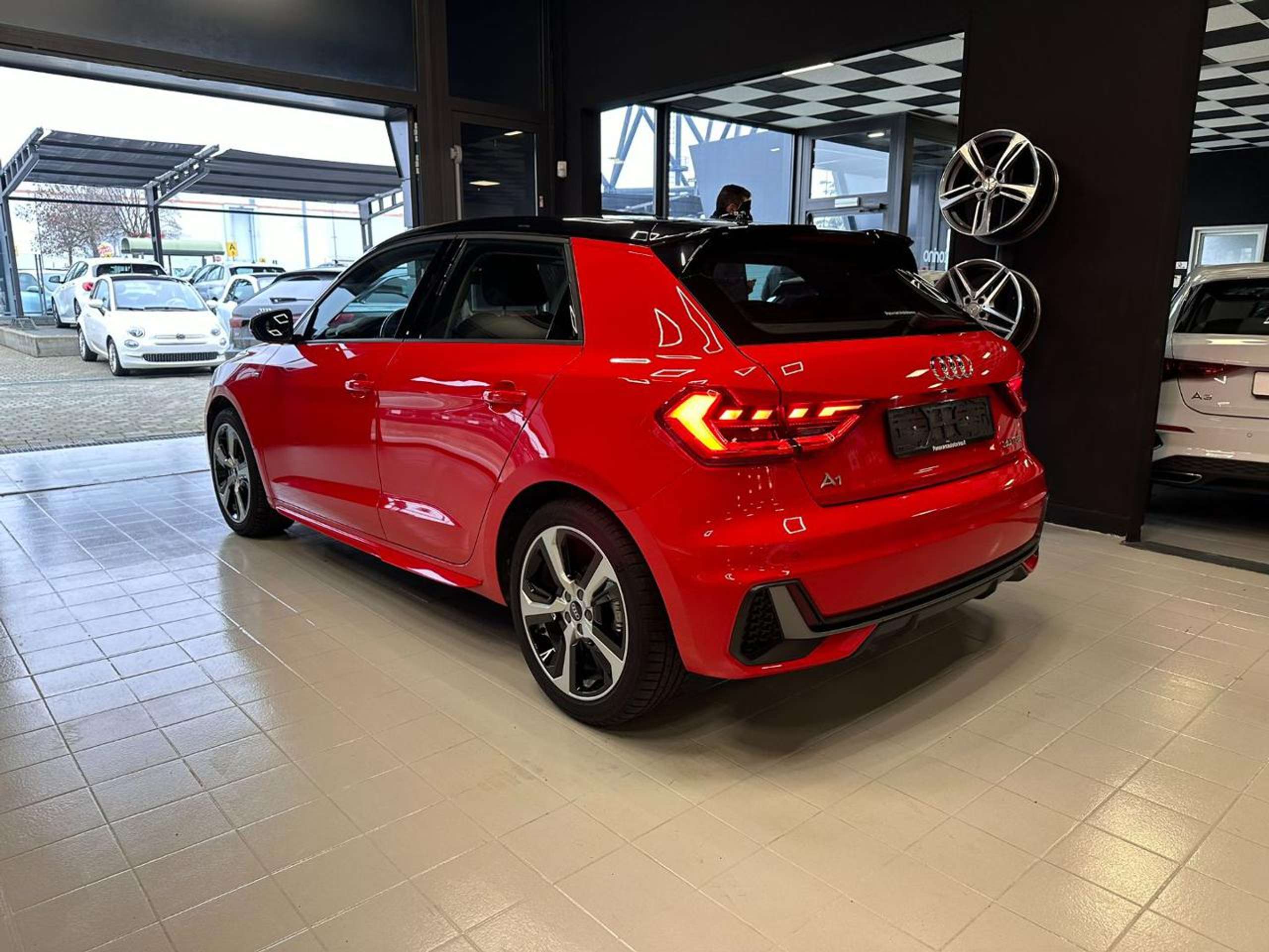 Audi - A1