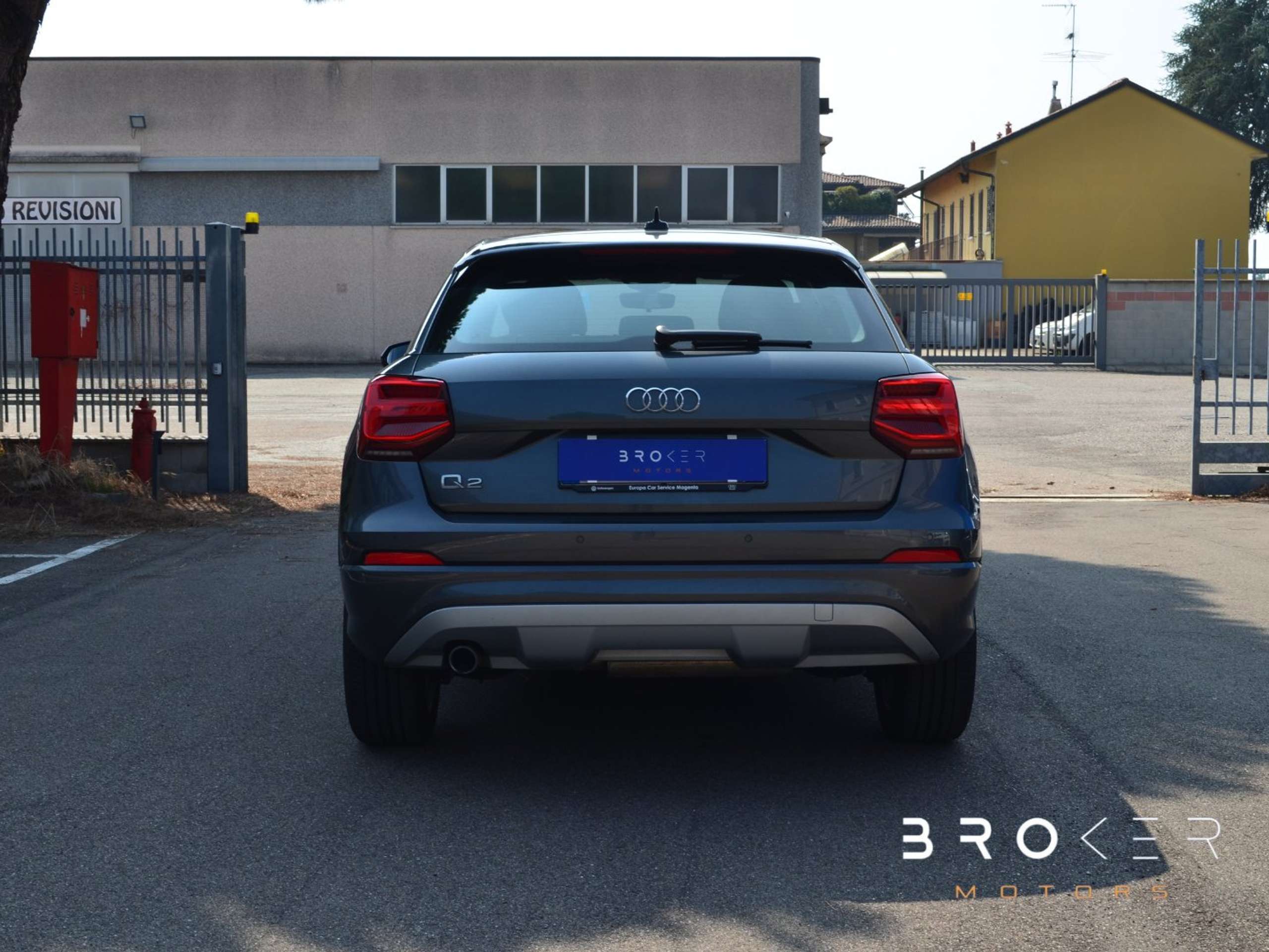 Audi - Q2