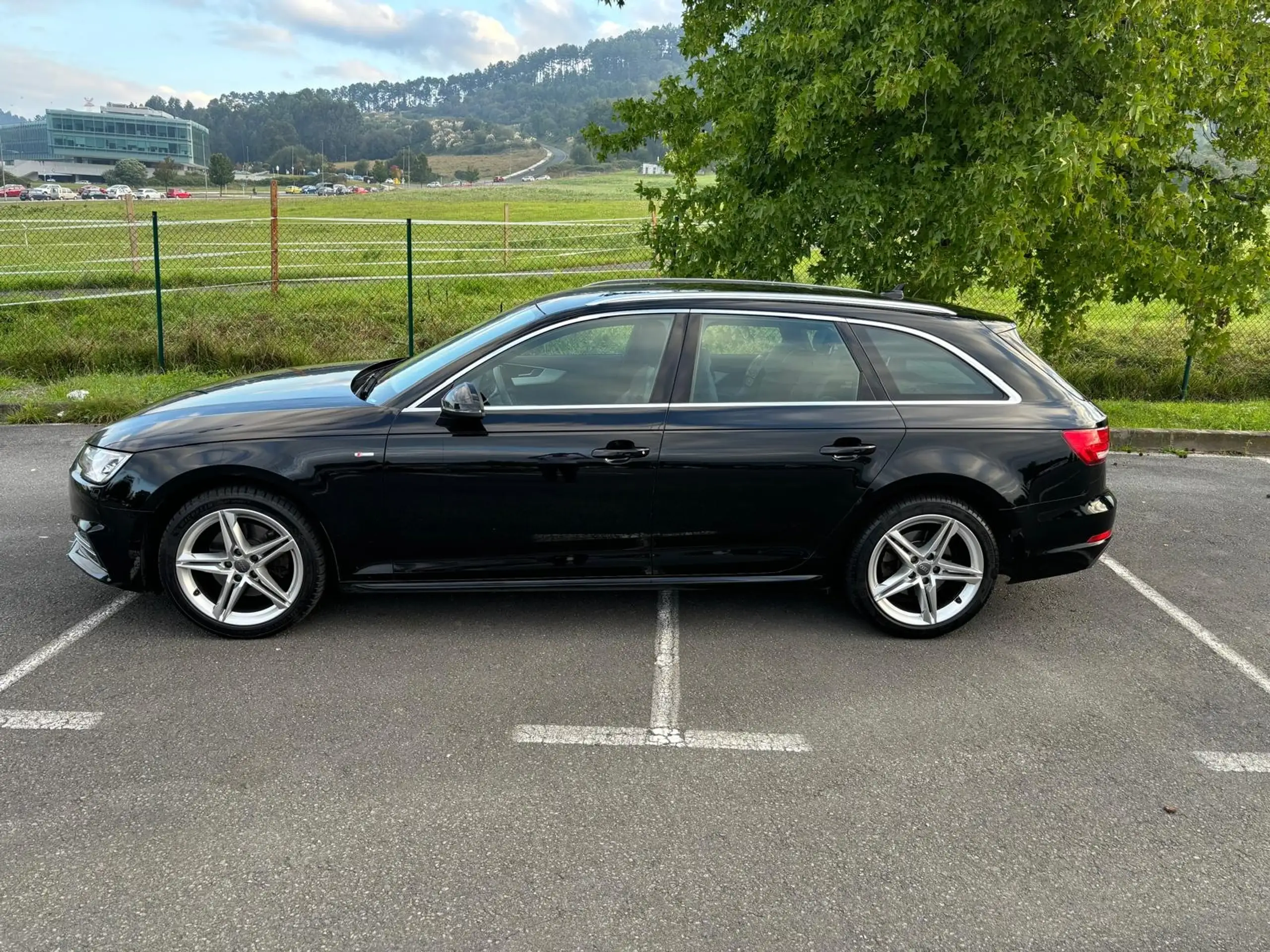 Audi - A4