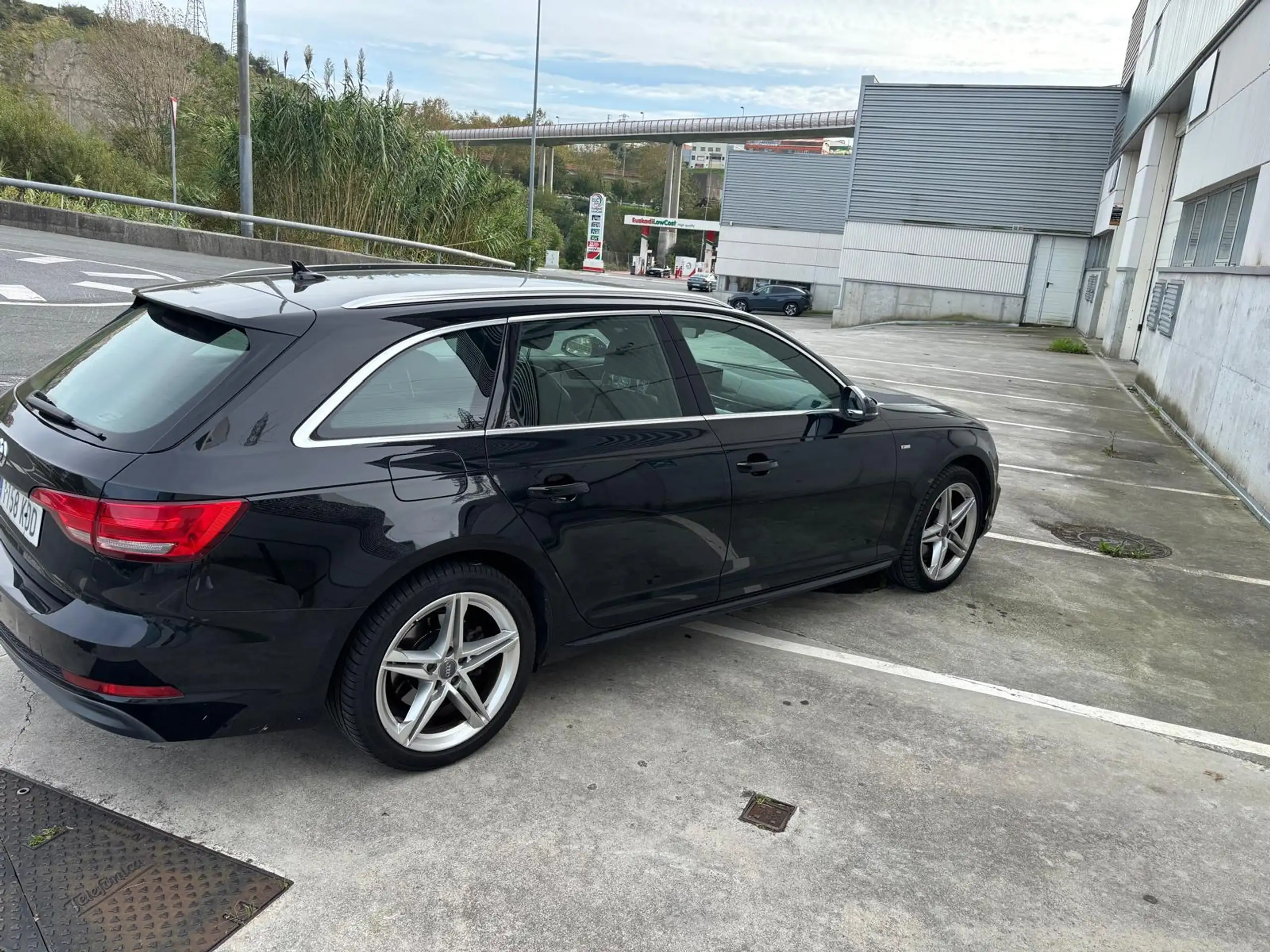 Audi - A4