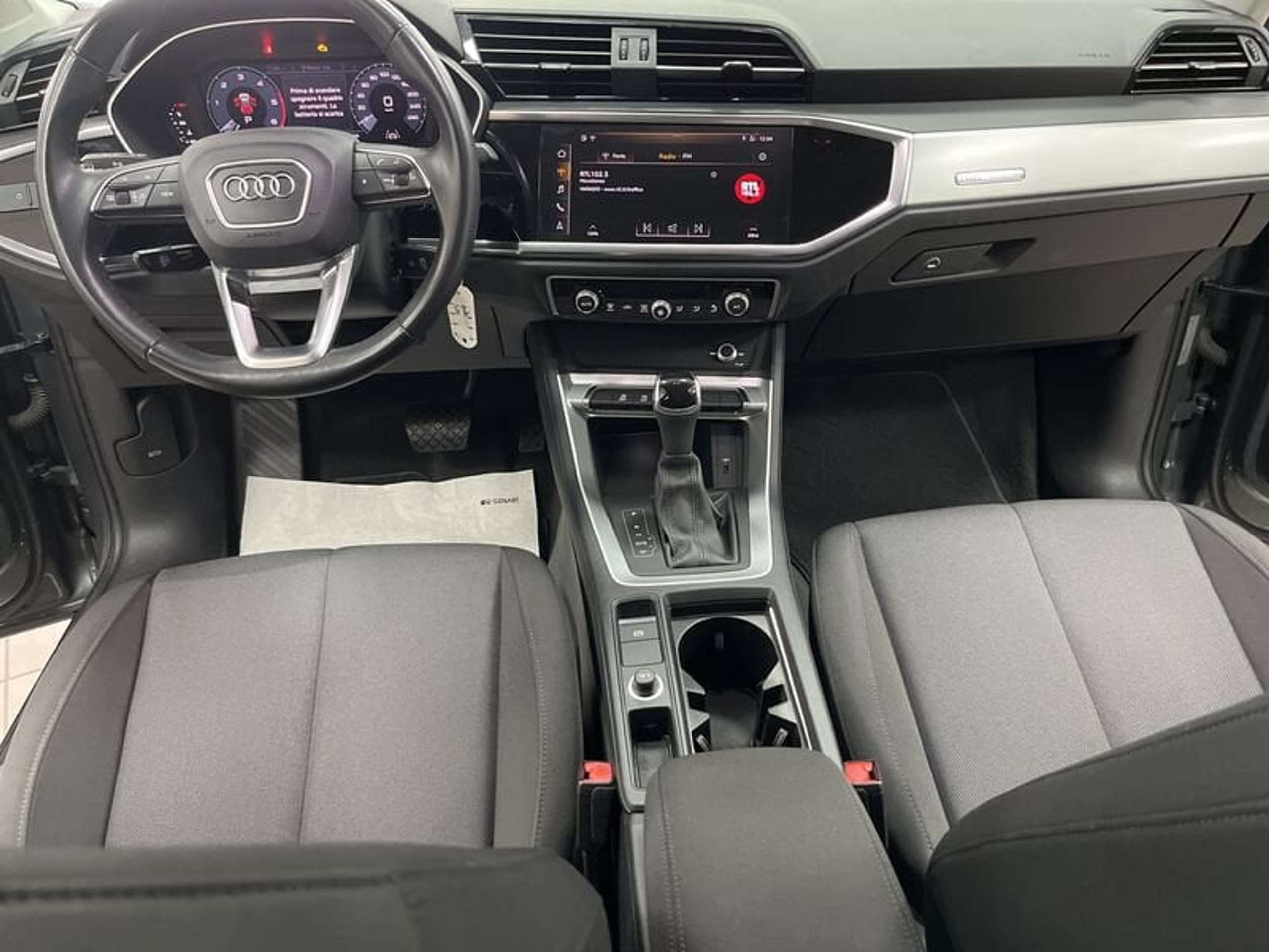 Audi - Q3