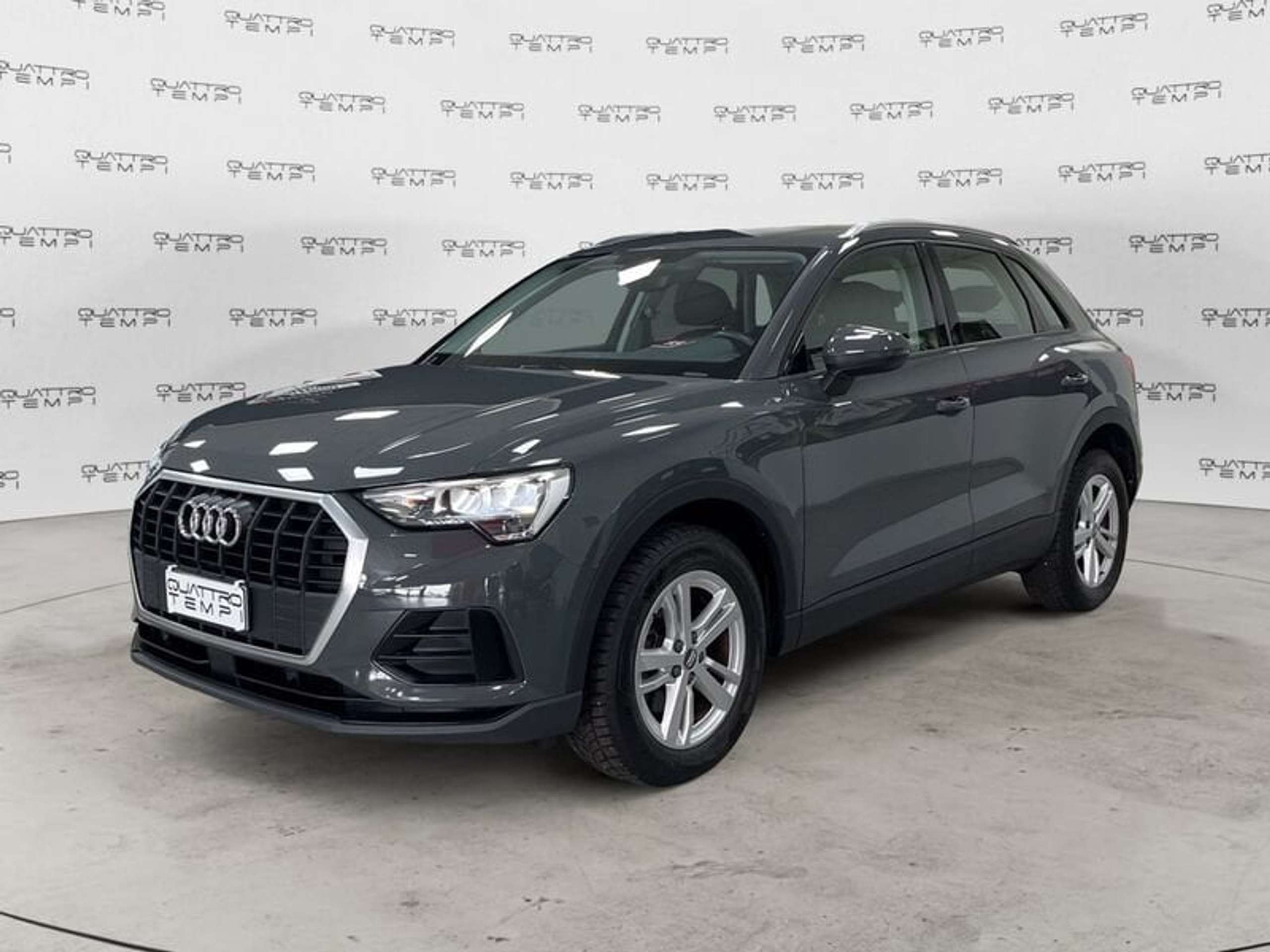 Audi - Q3