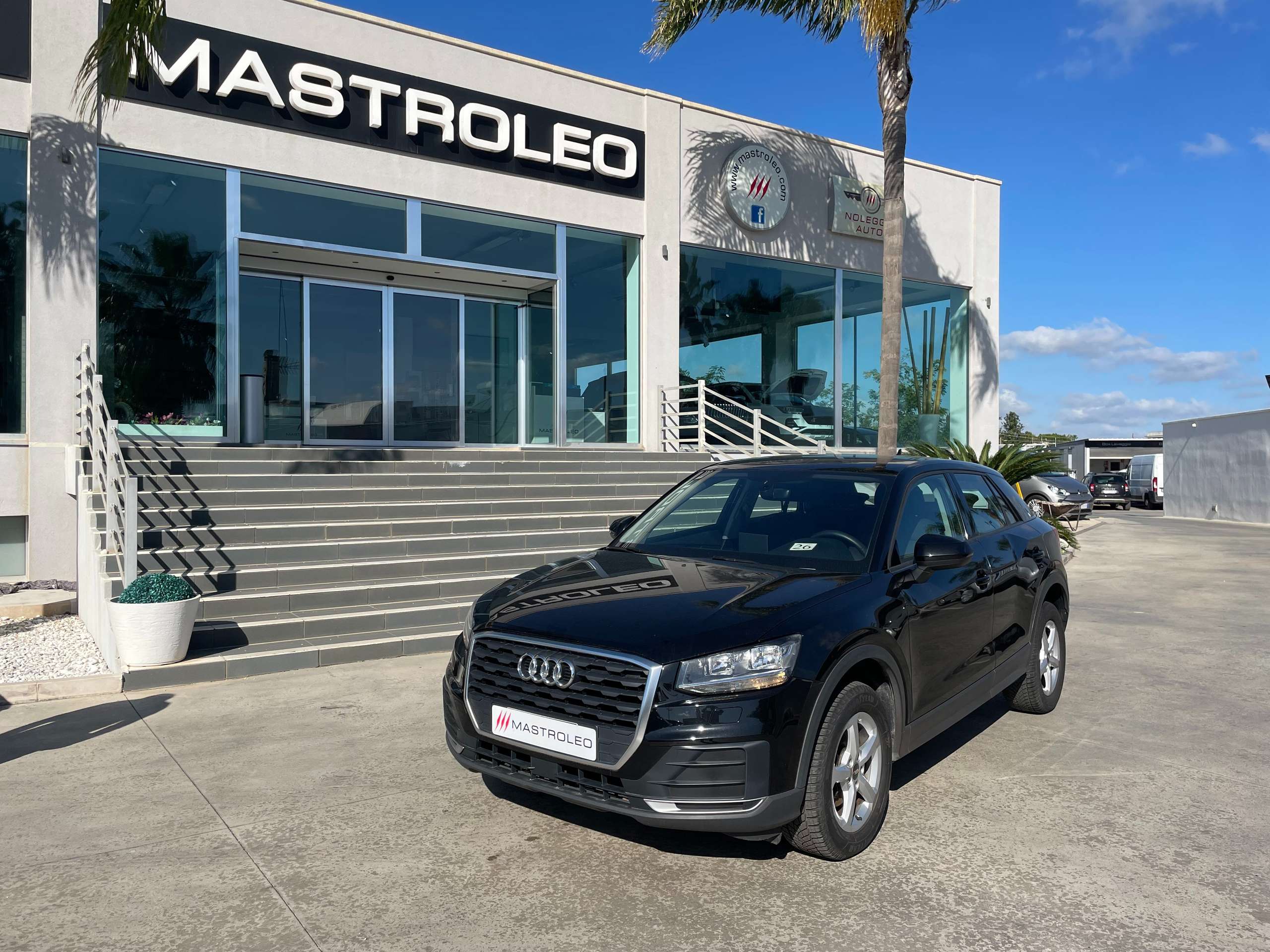 Audi - Q2