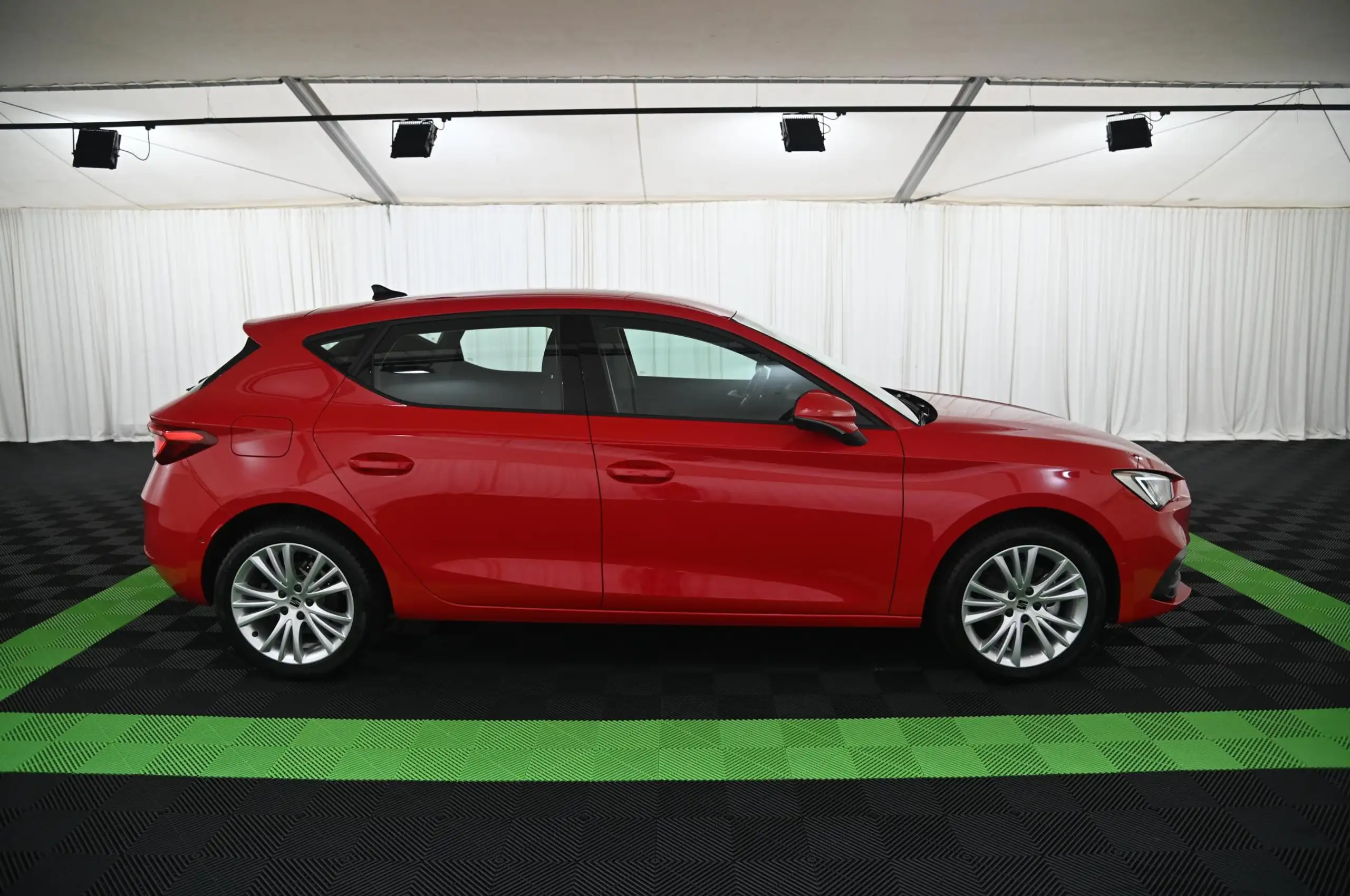 SEAT - Leon