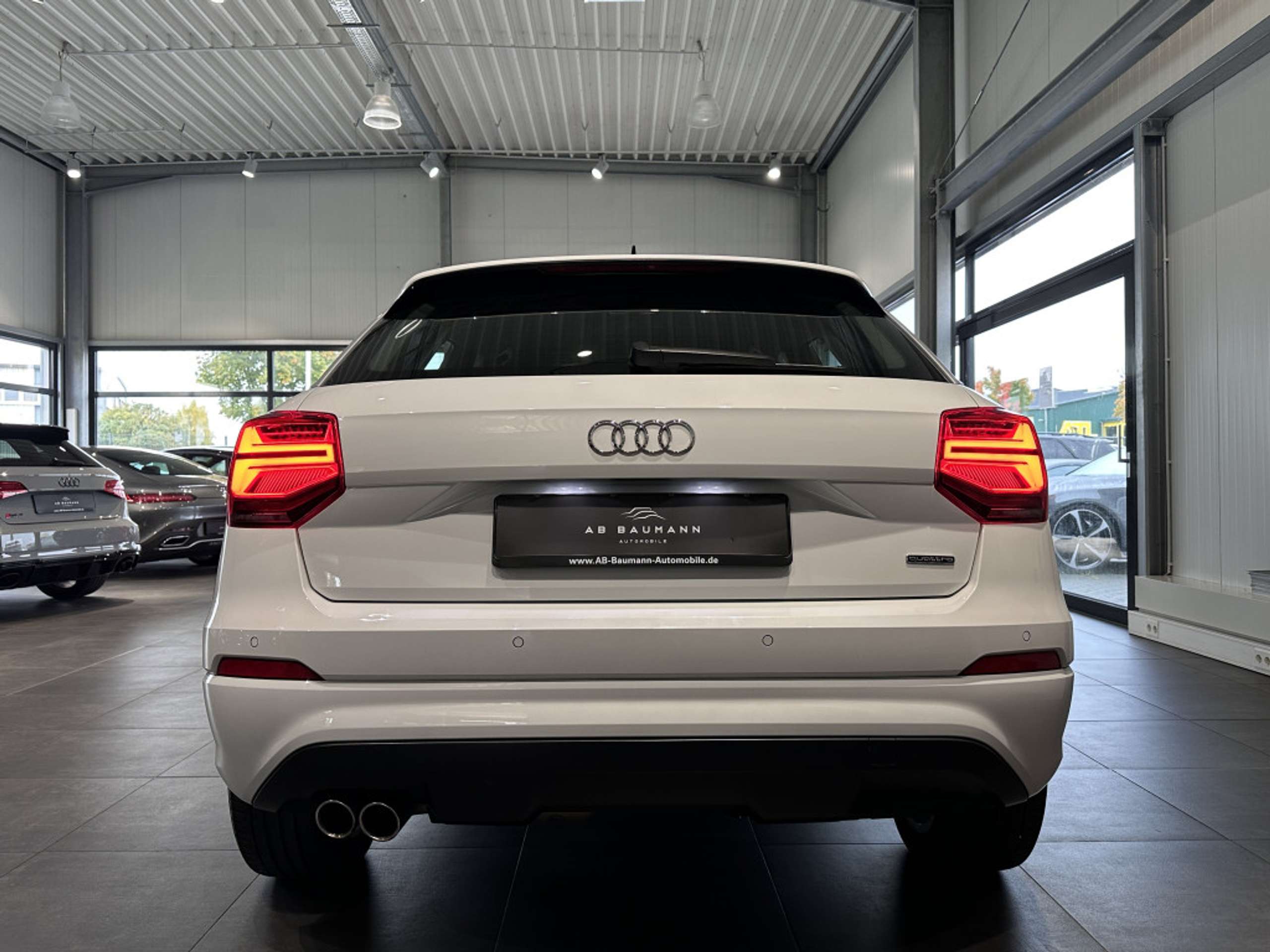 Audi - Q2