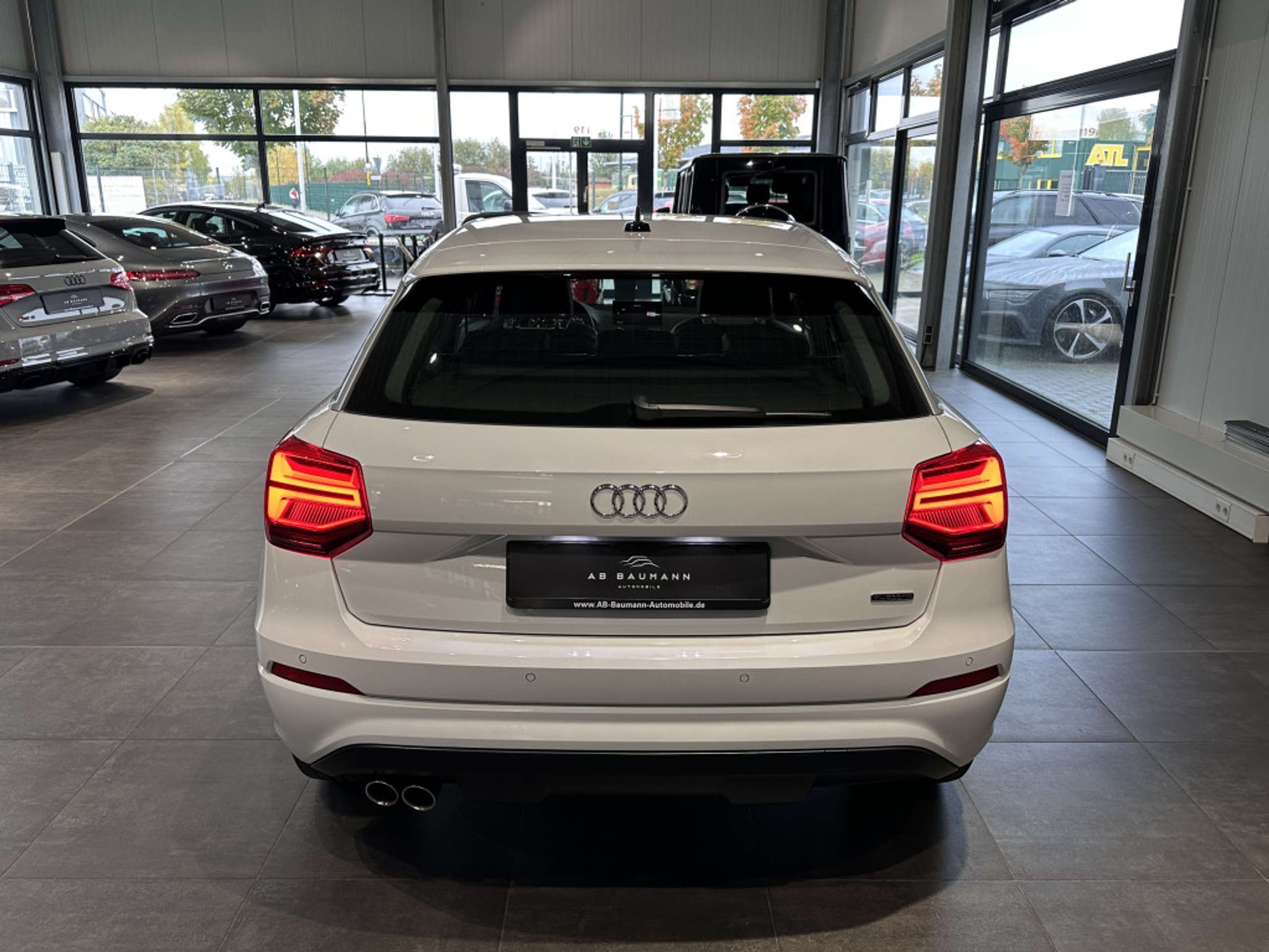 Audi - Q2