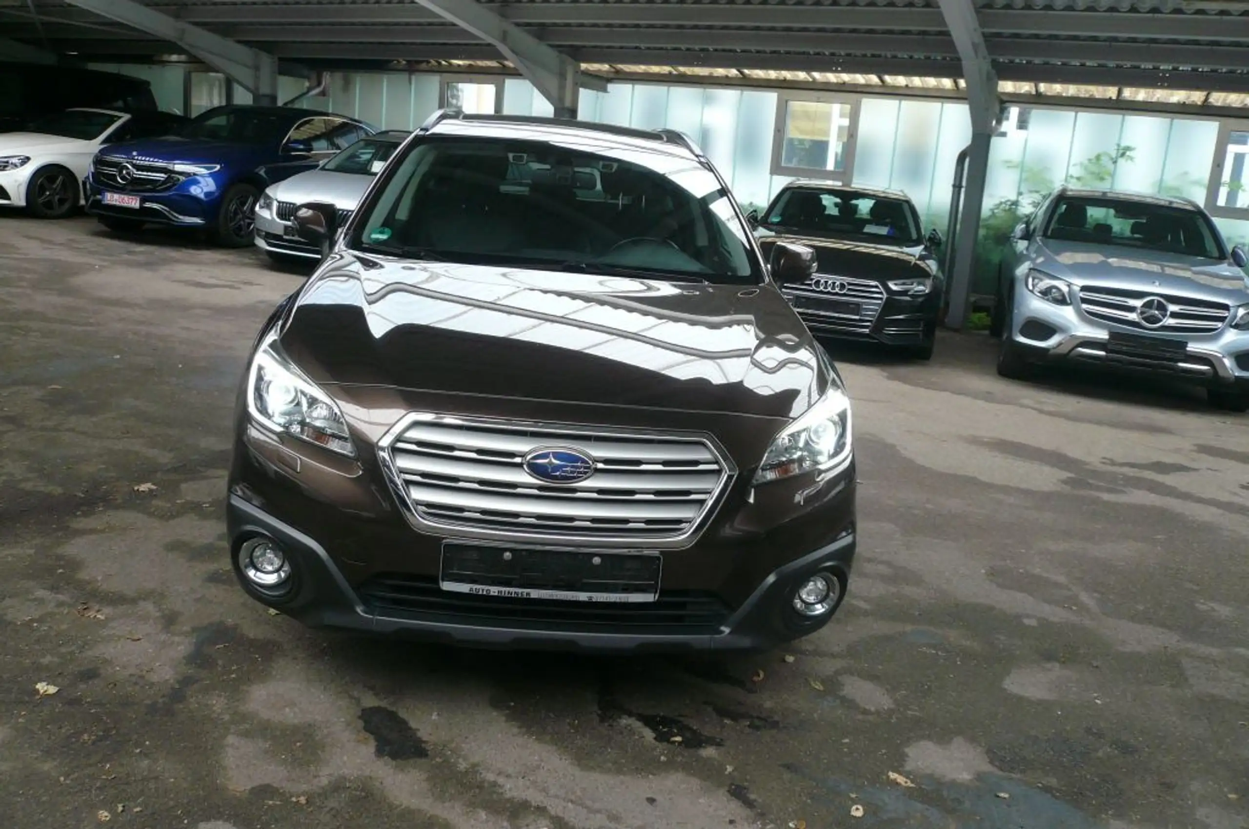 Subaru - OUTBACK