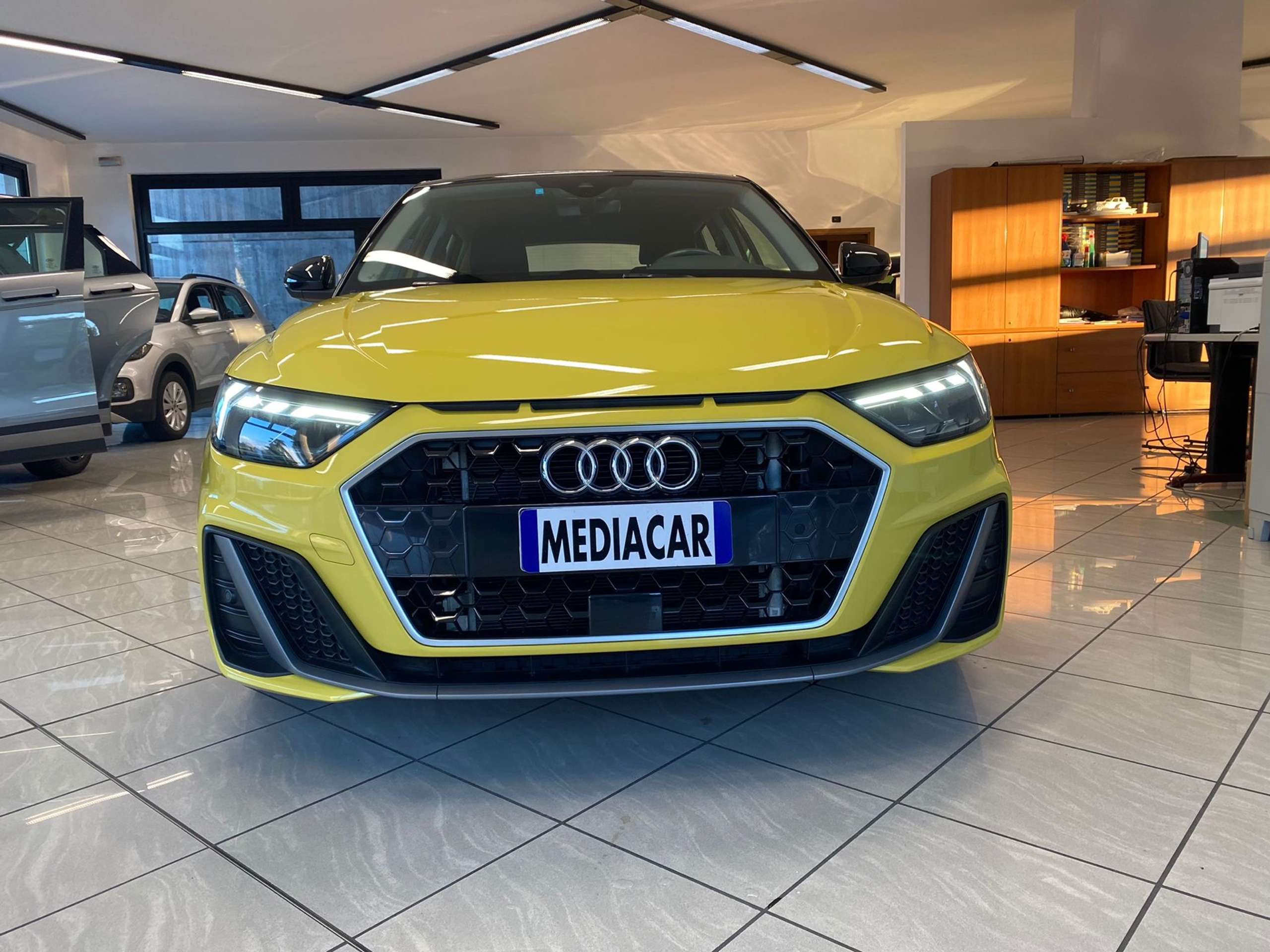 Audi - A1