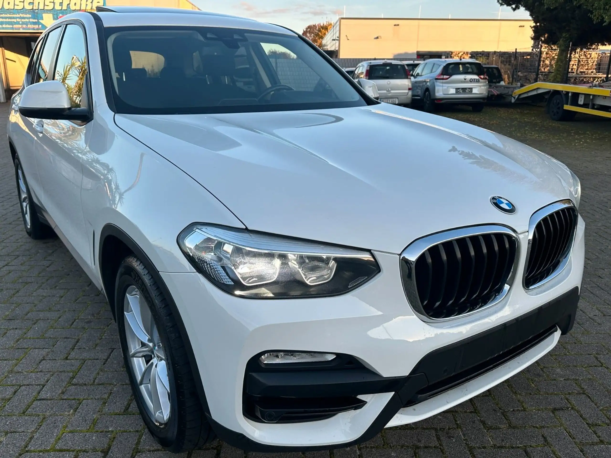 BMW - X3