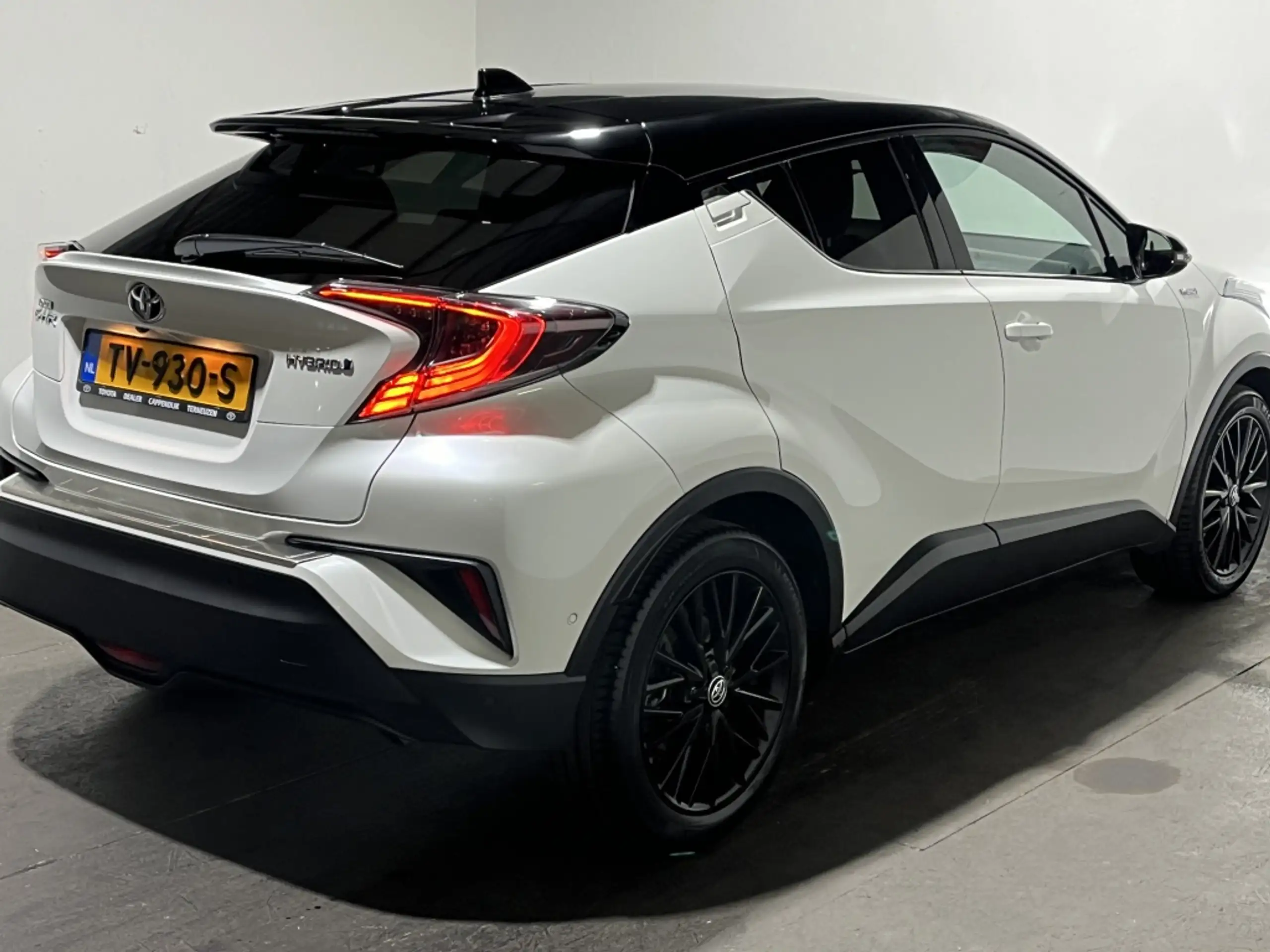 Toyota - C-HR