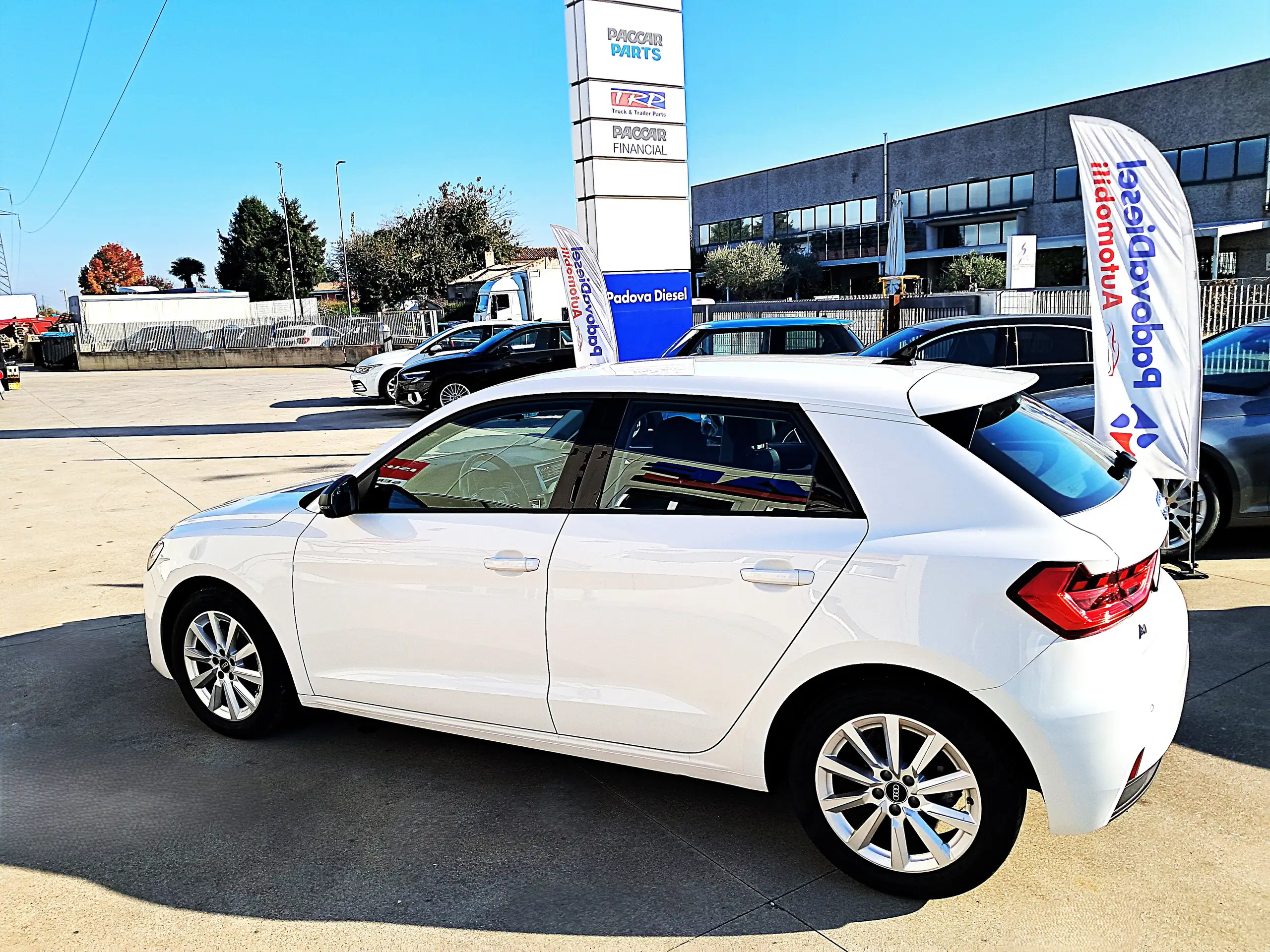 Audi - A1