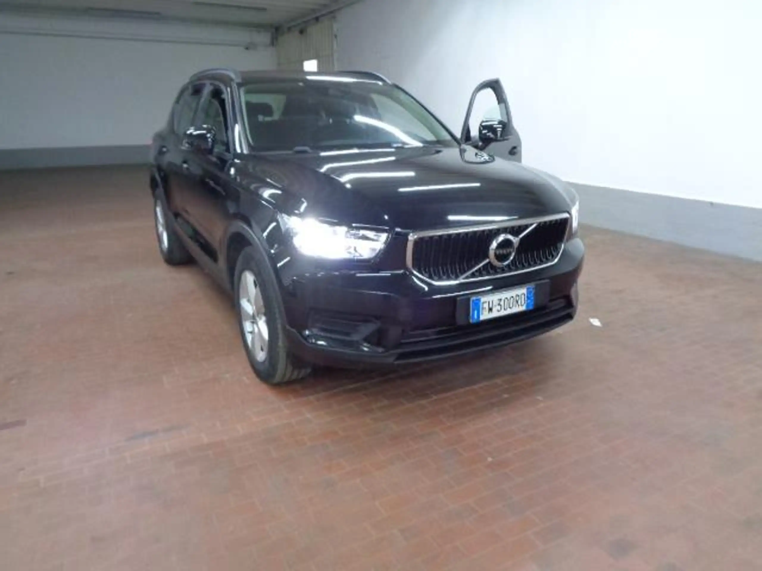 Volvo - XC40