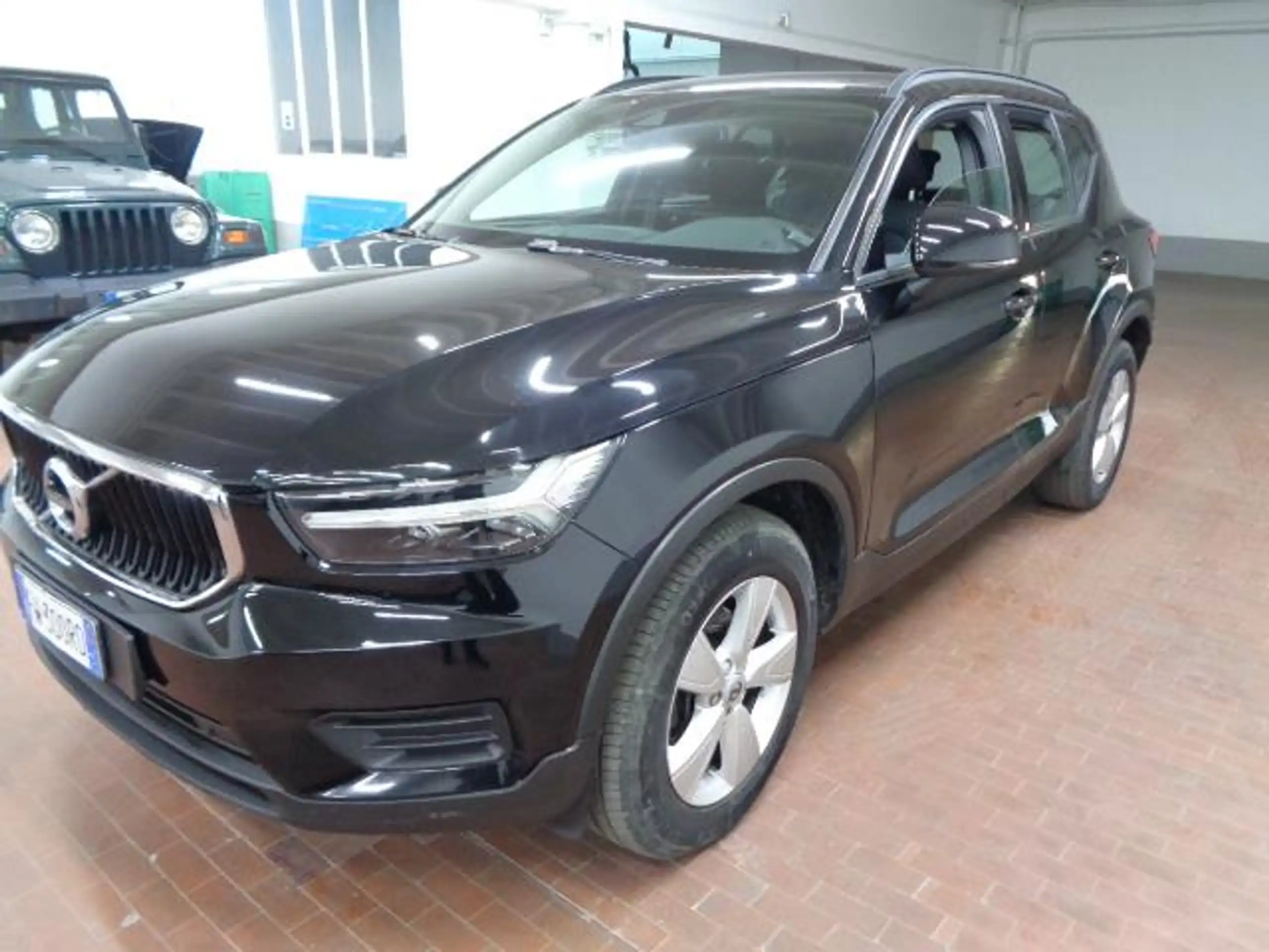 Volvo - XC40