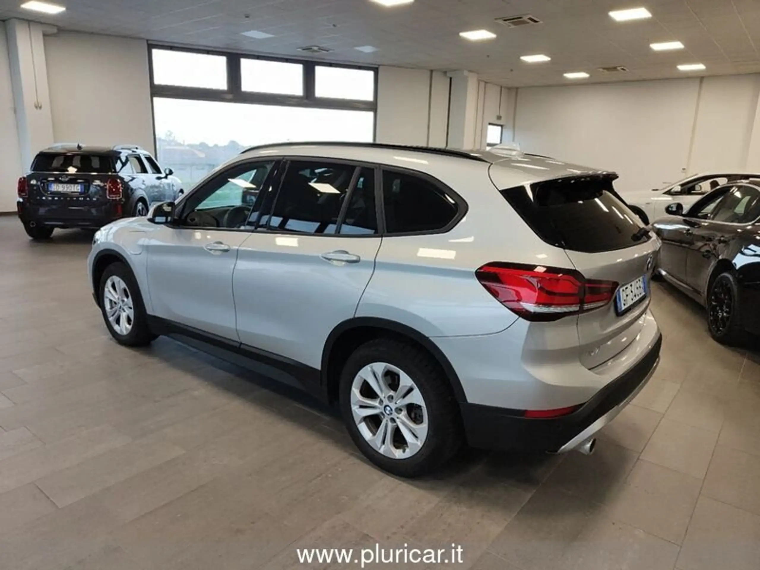 BMW - X1