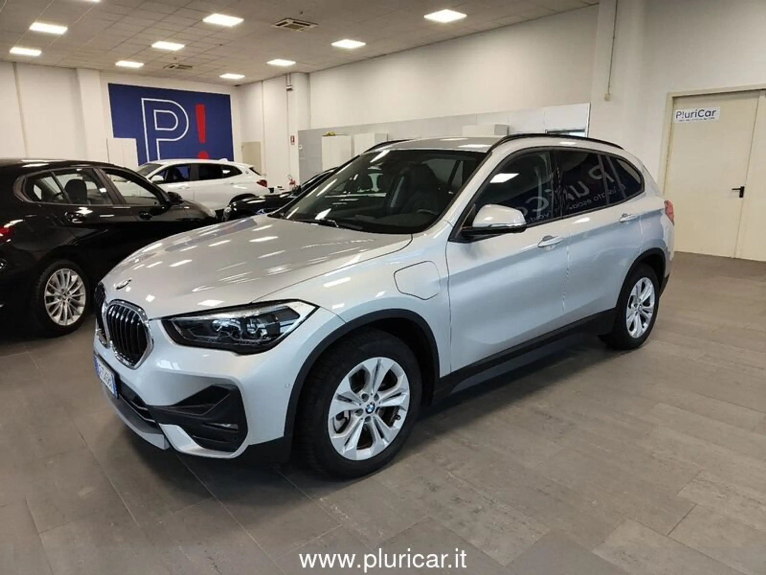 BMW - X1