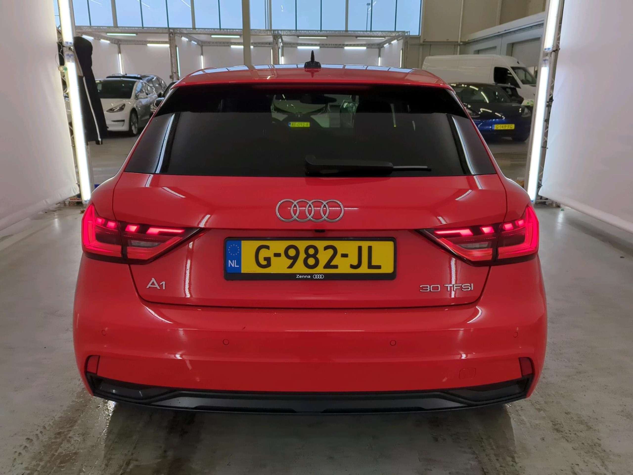 Audi - A1