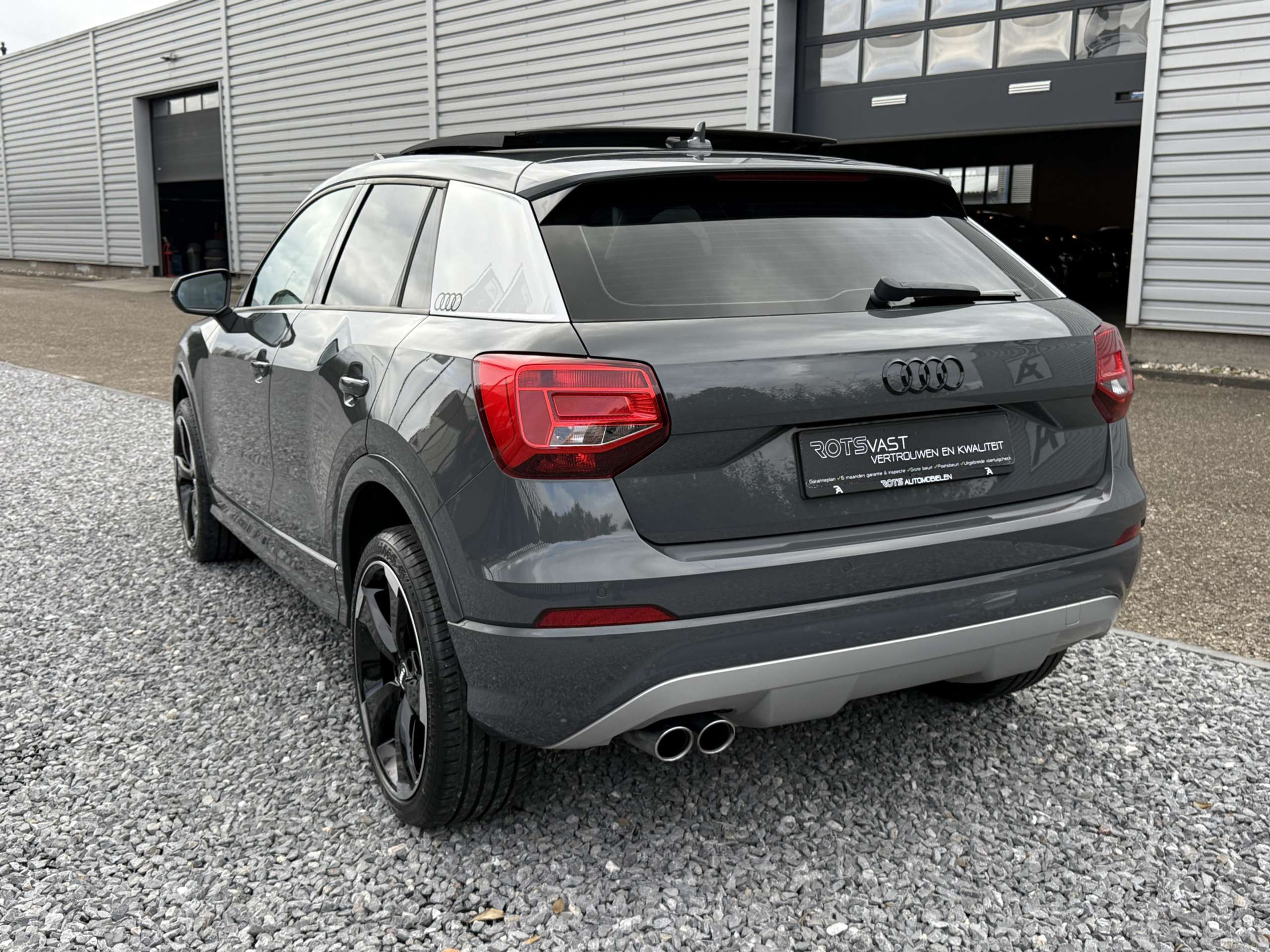 Audi - Q2