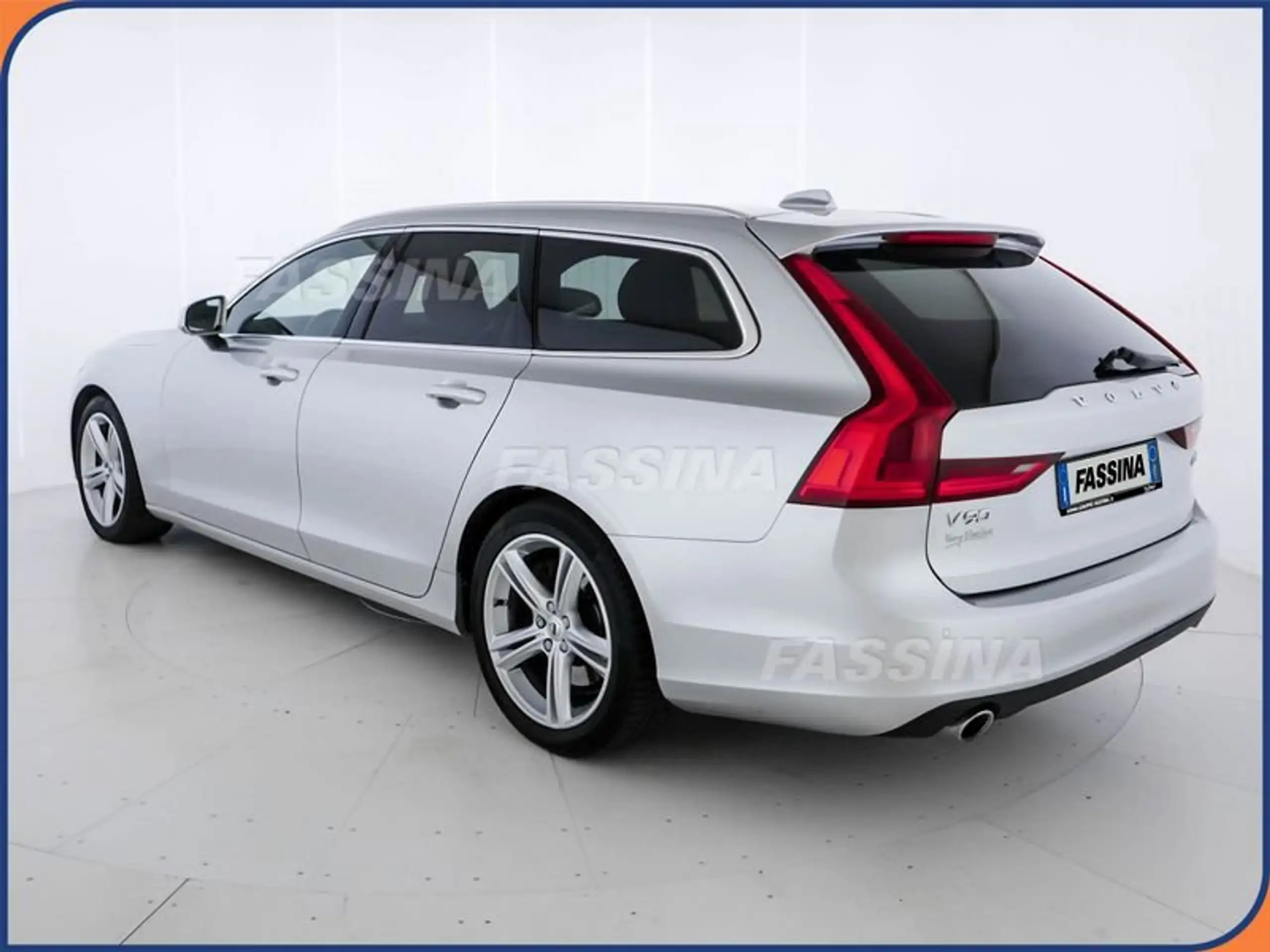 Volvo - V90