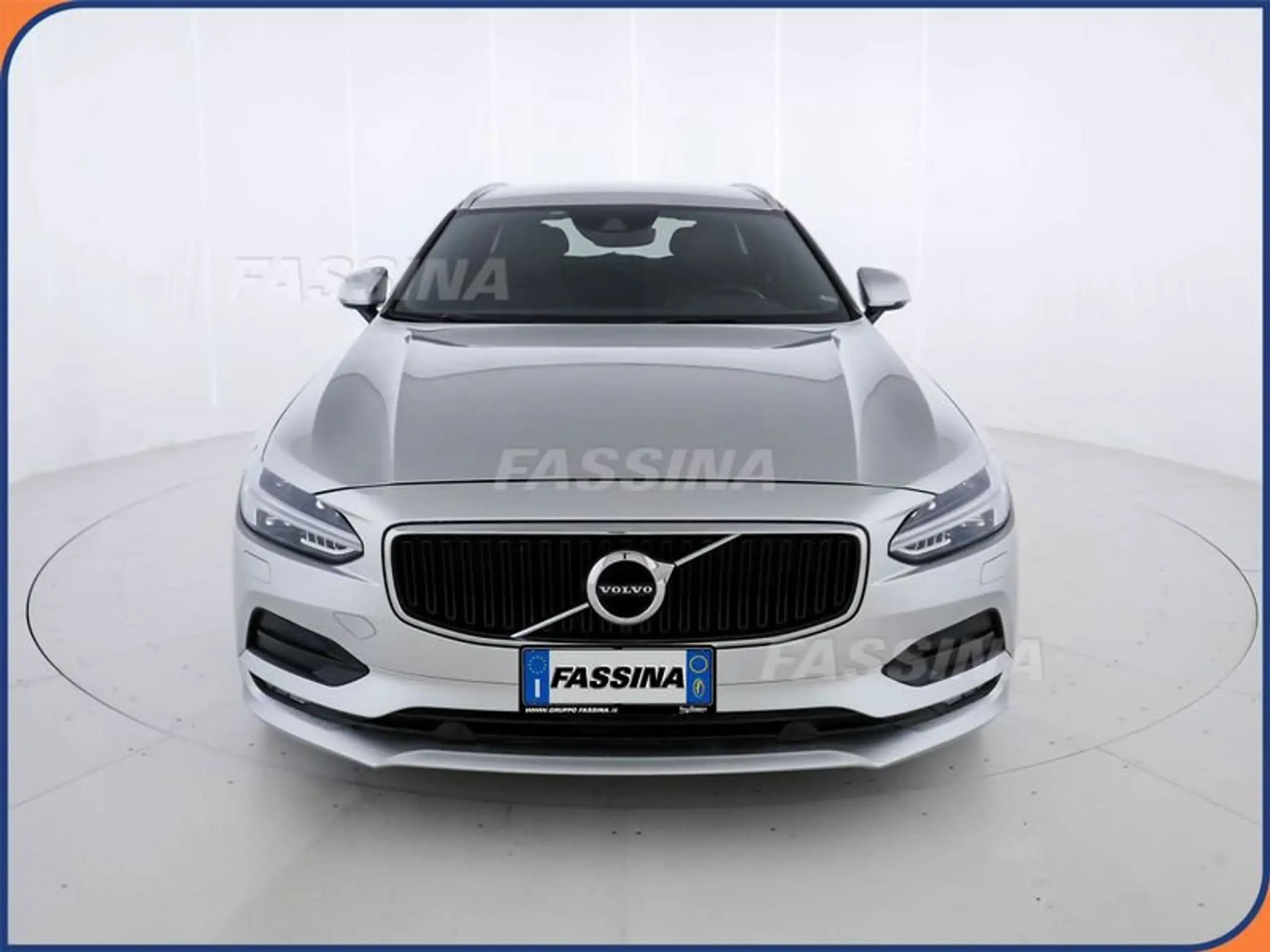 Volvo - V90