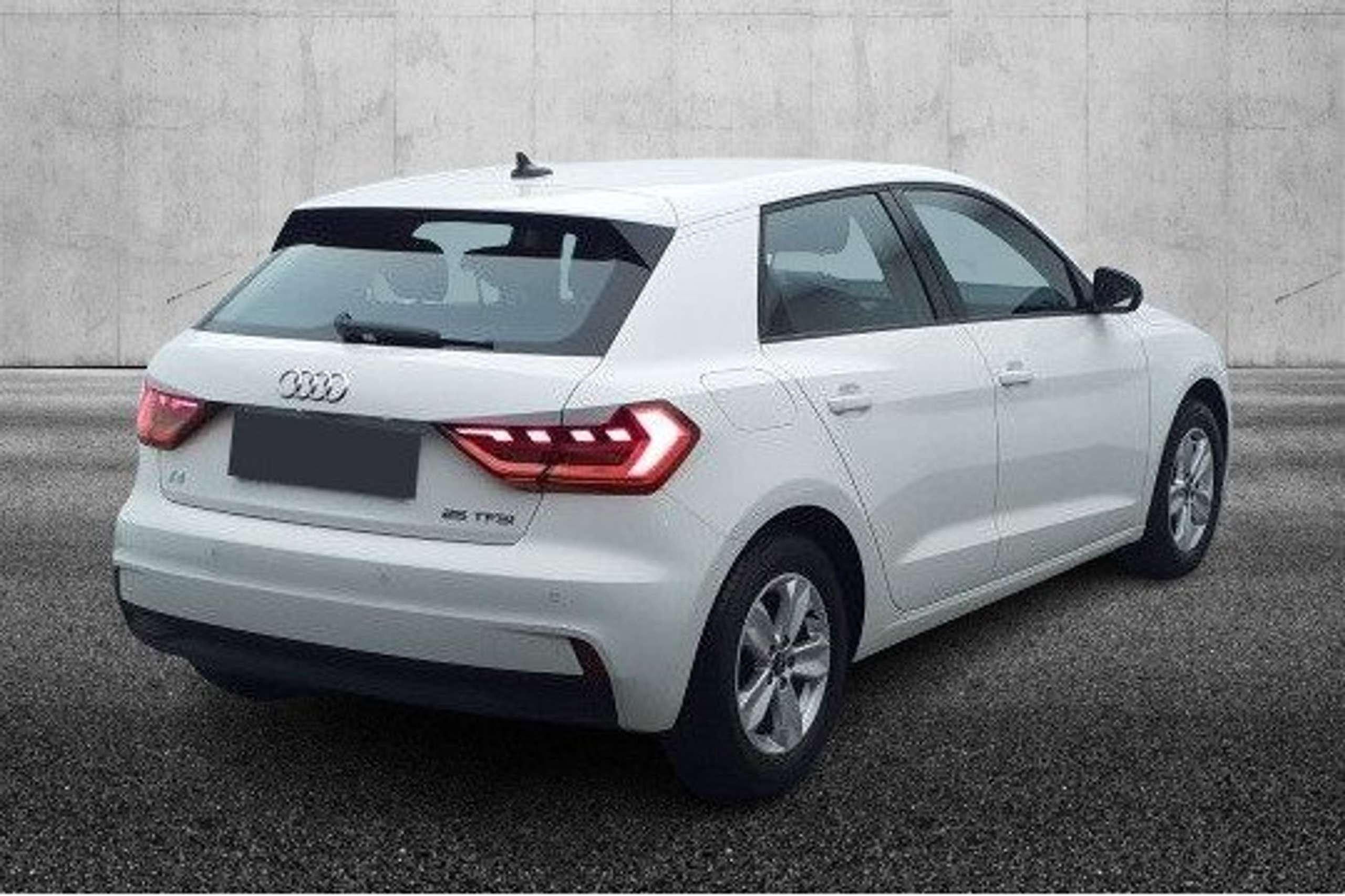 Audi - A1