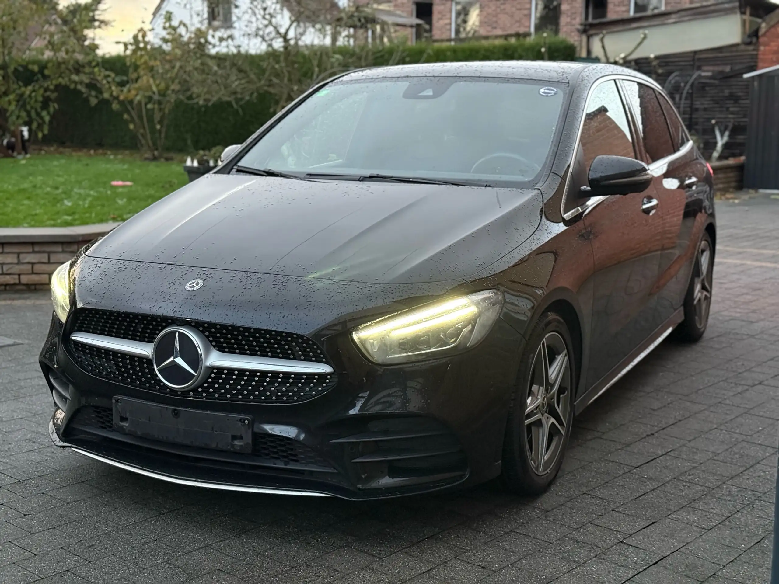 Mercedes-Benz B 180 2019