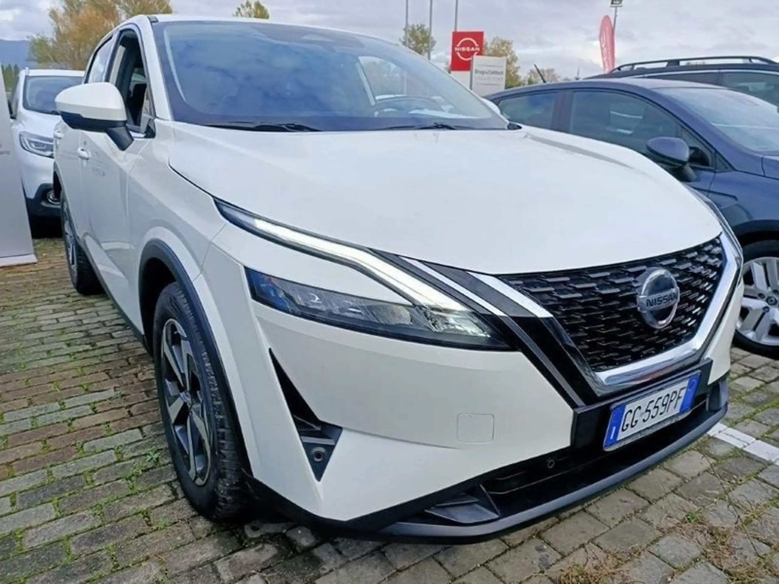 Nissan - Qashqai