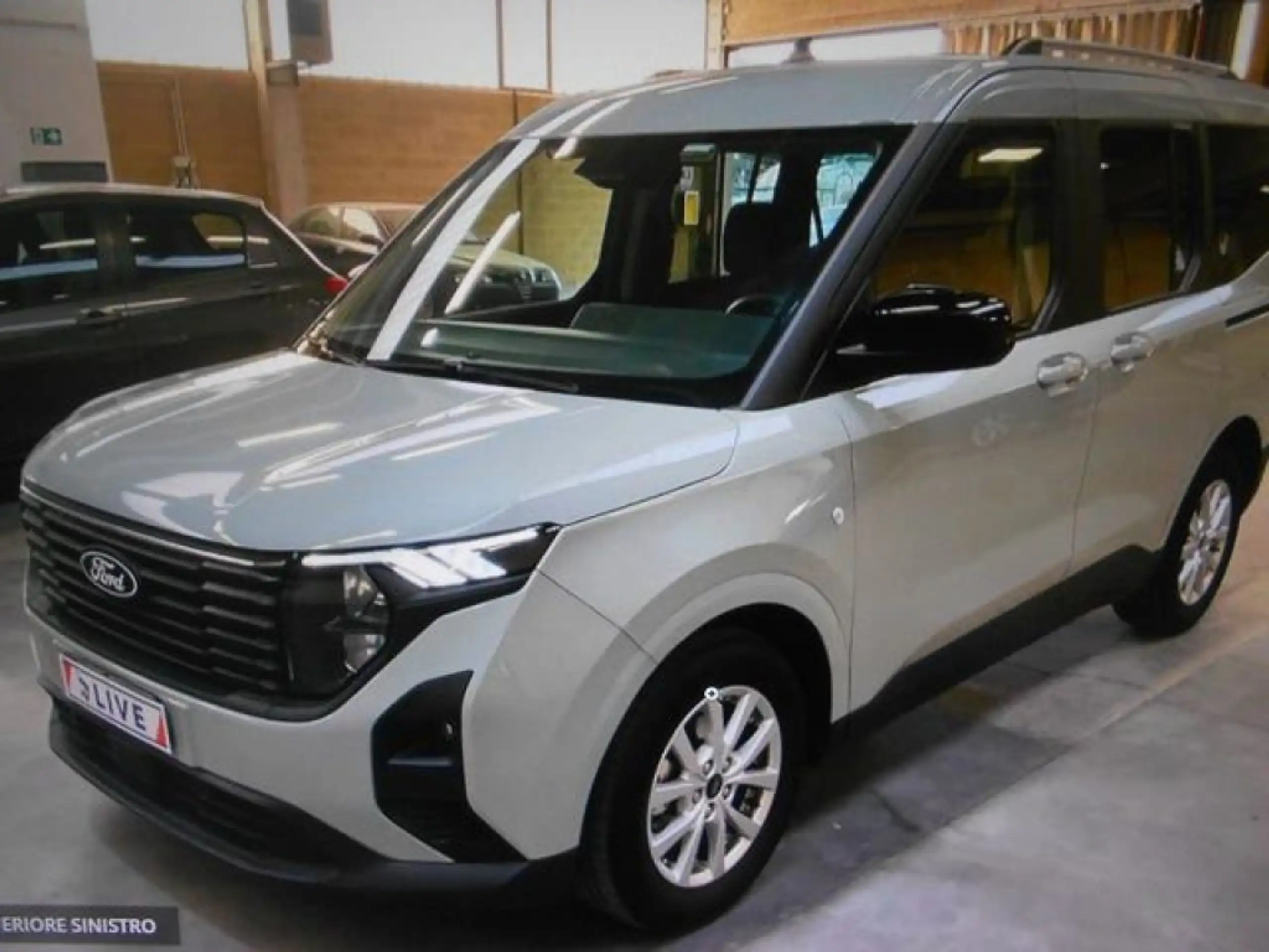 Ford Tourneo Courier 2024