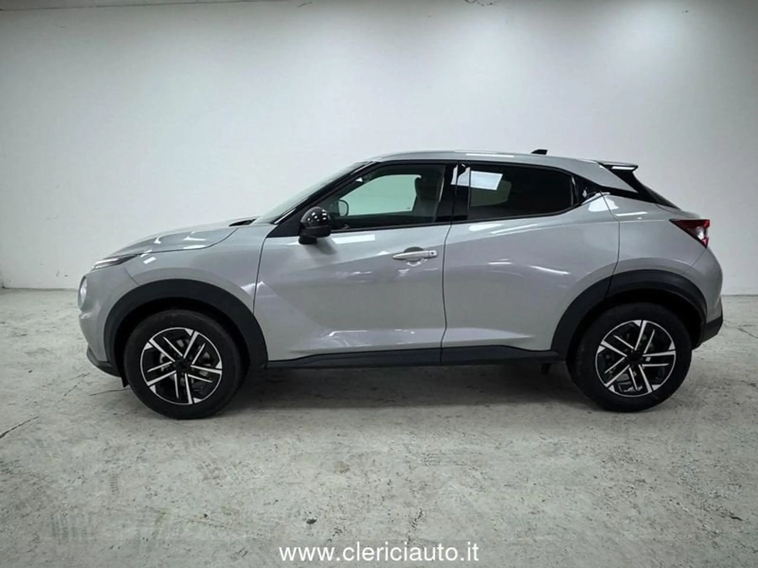 Nissan - Juke