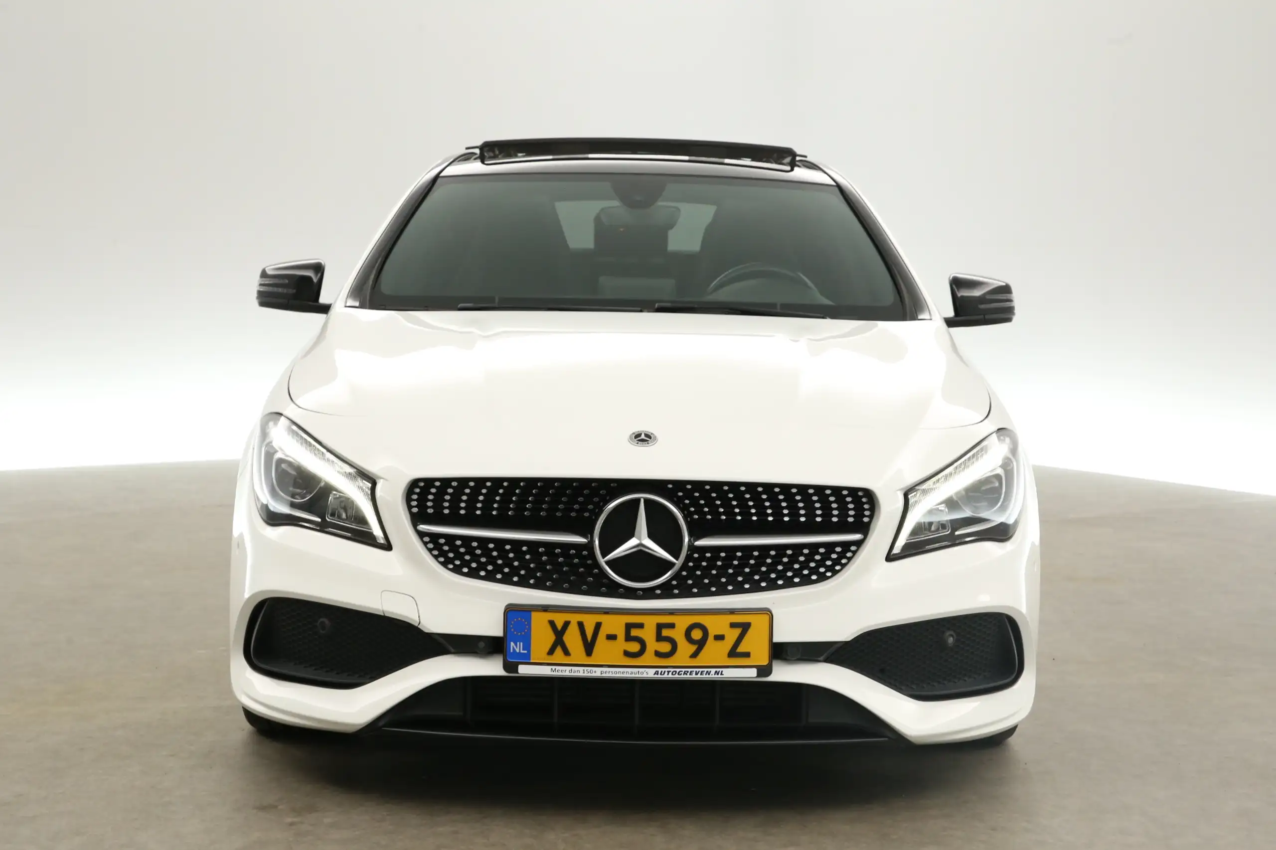 Mercedes-Benz - CLA 180