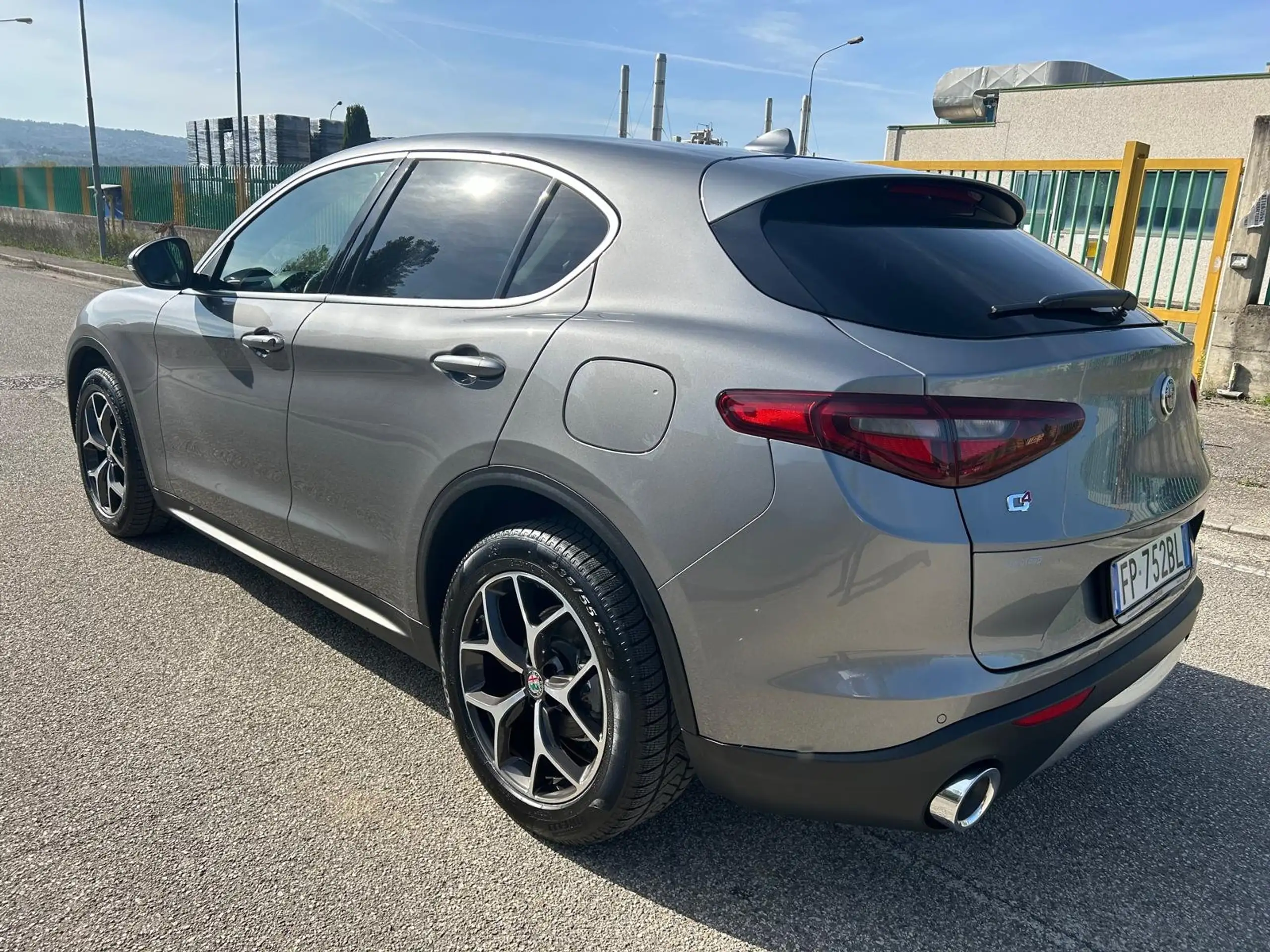 Alfa Romeo - Stelvio