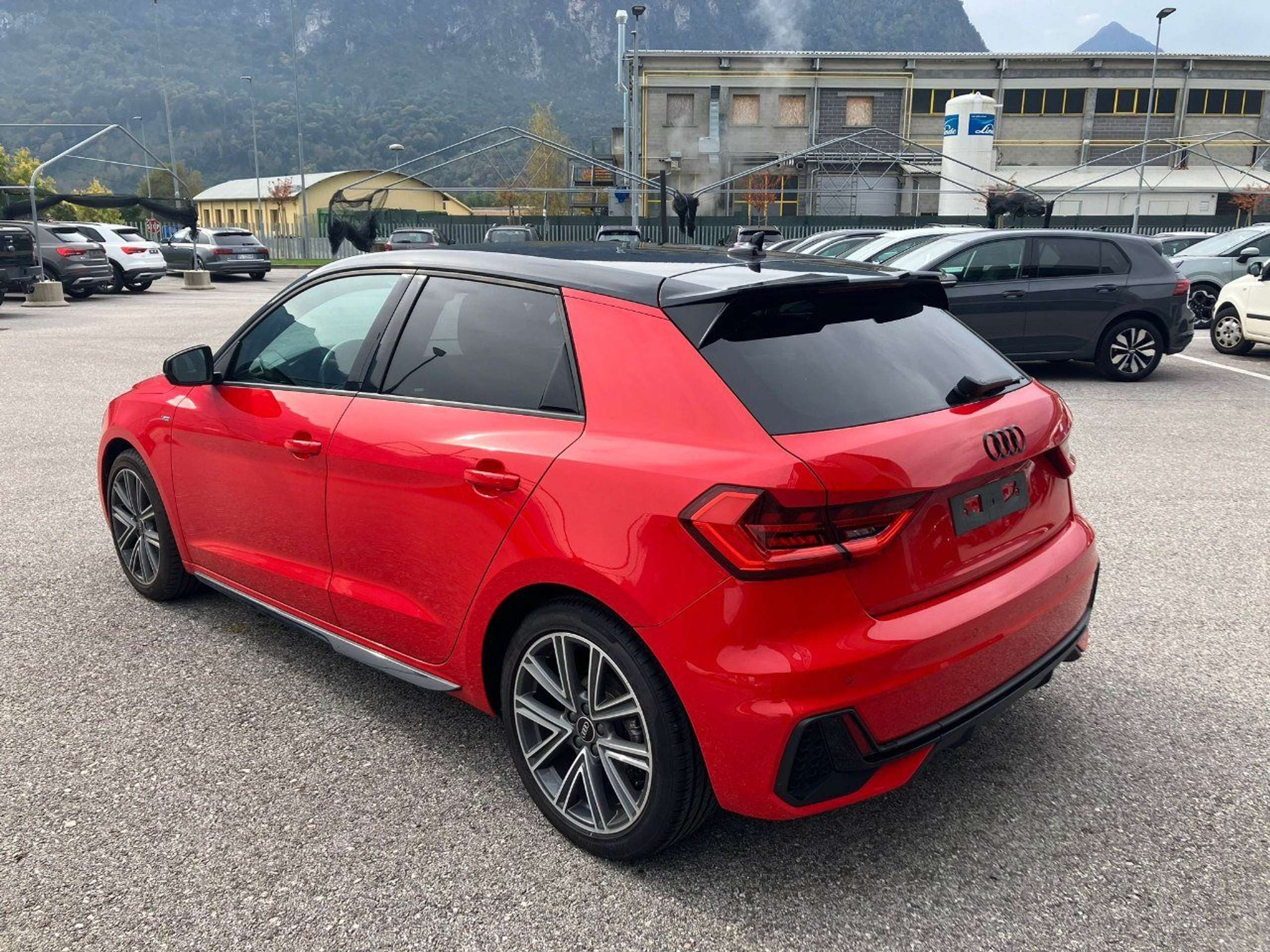 Audi - A1