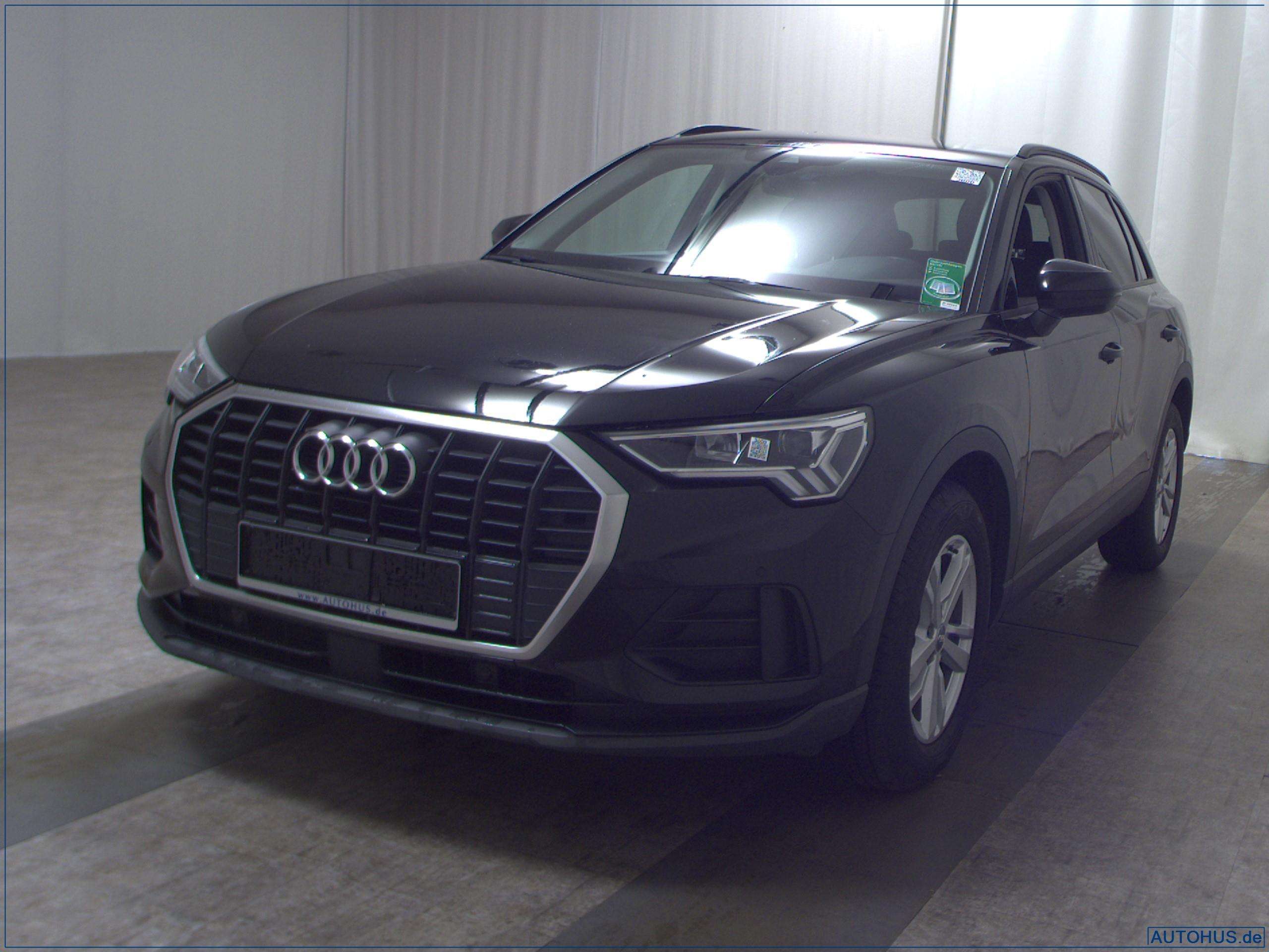 Audi - Q3