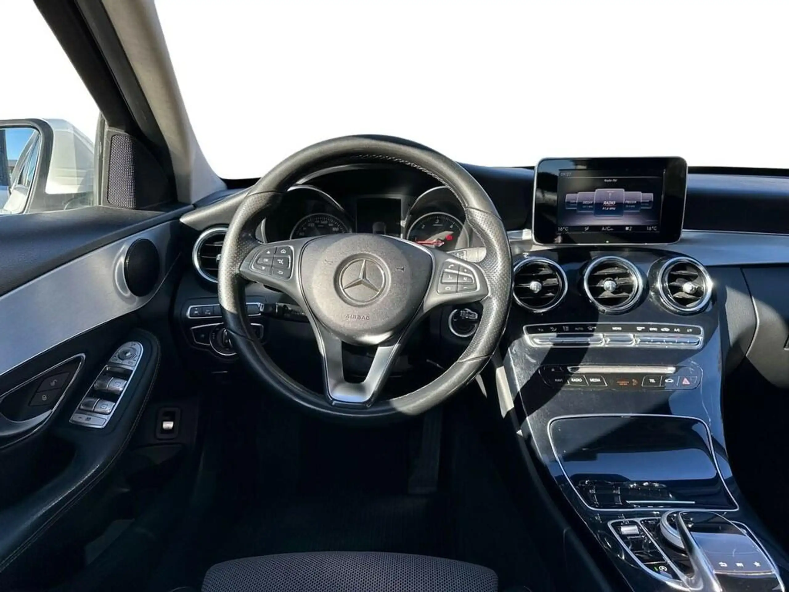 Mercedes-Benz - C 220