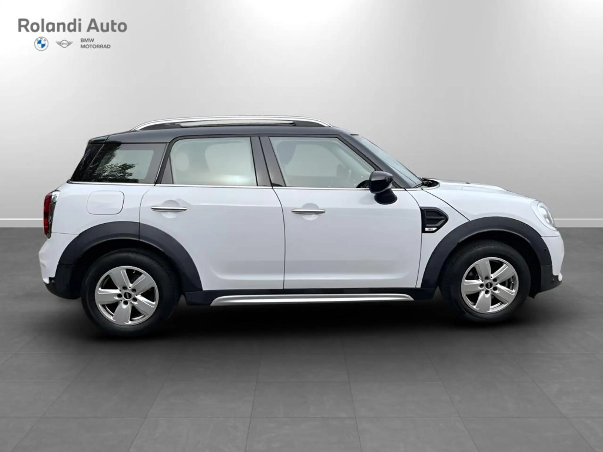 MINI - One D Countryman