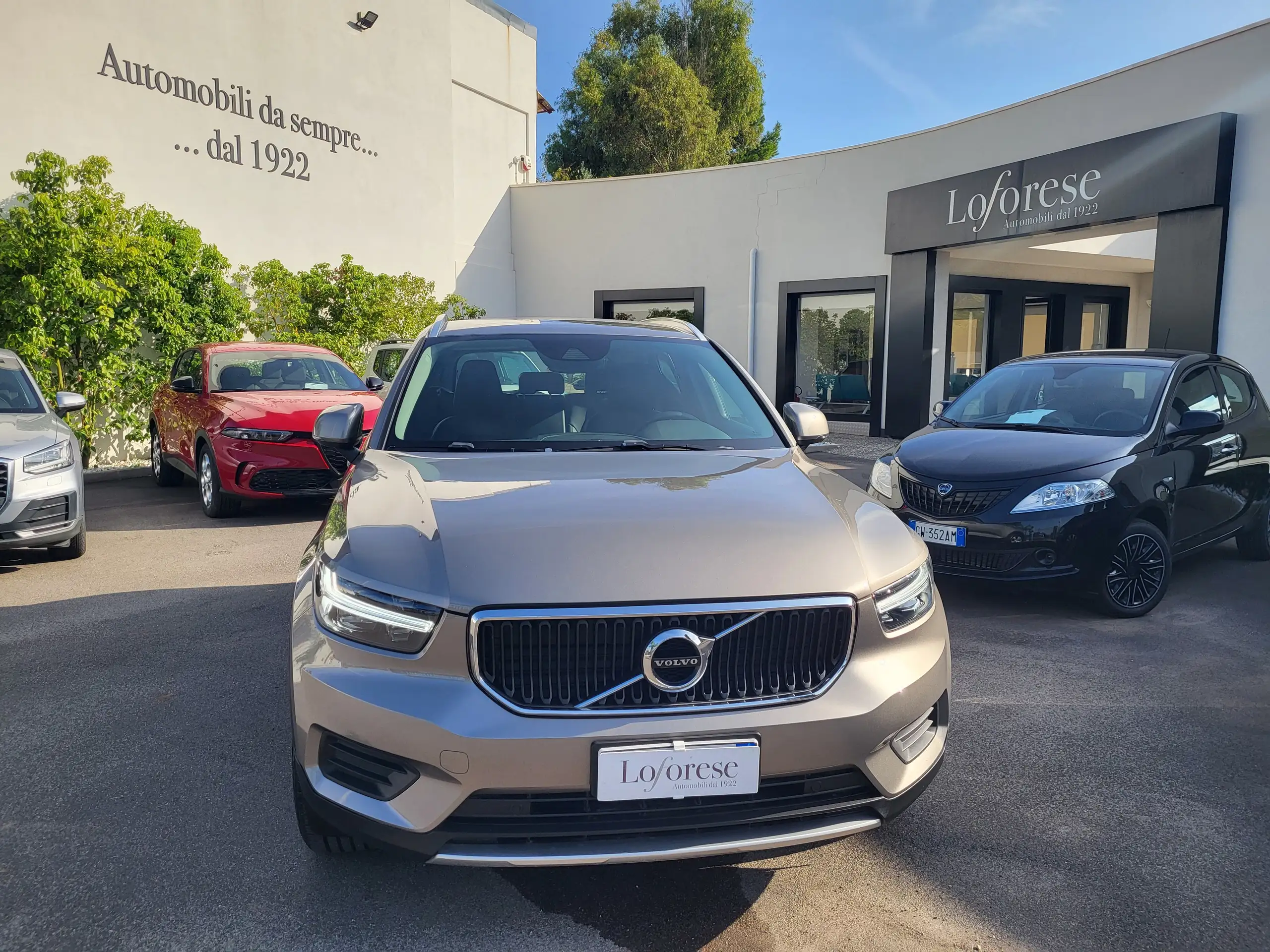 Volvo - XC40