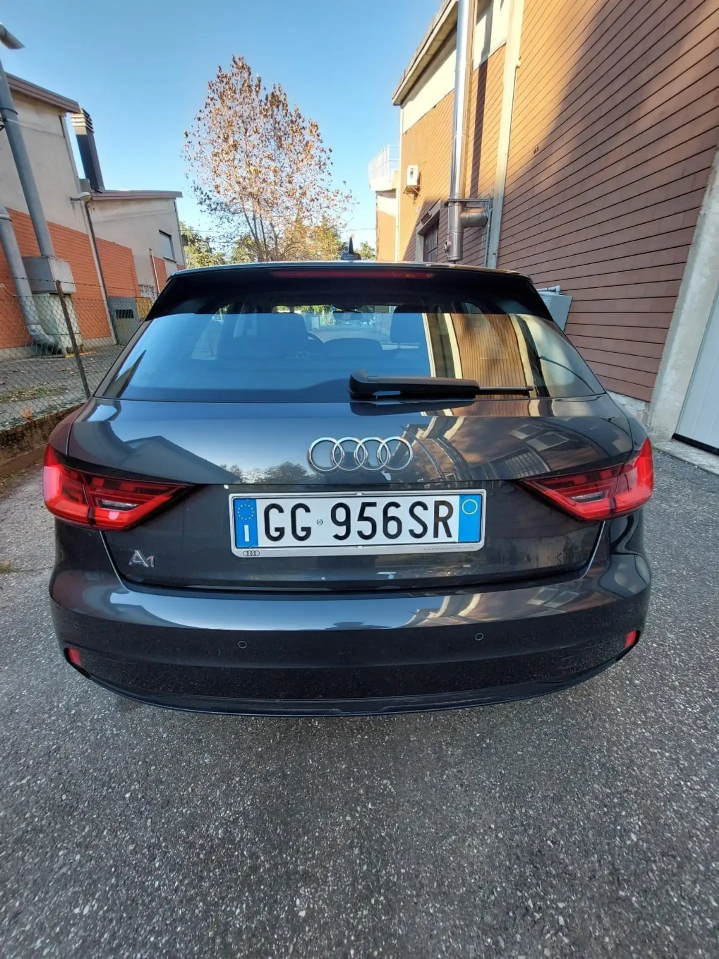 Audi - A1