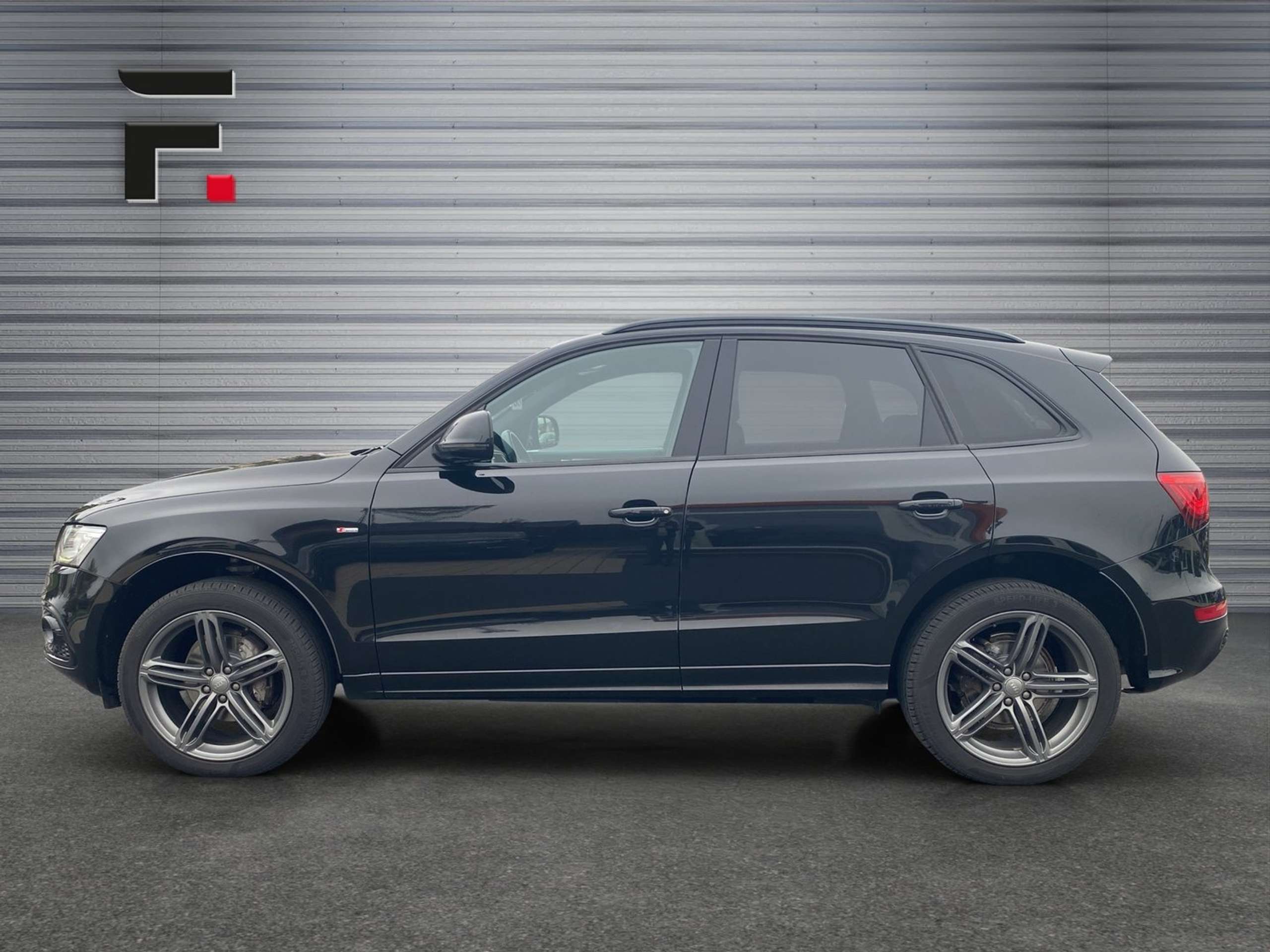 Audi - Q5