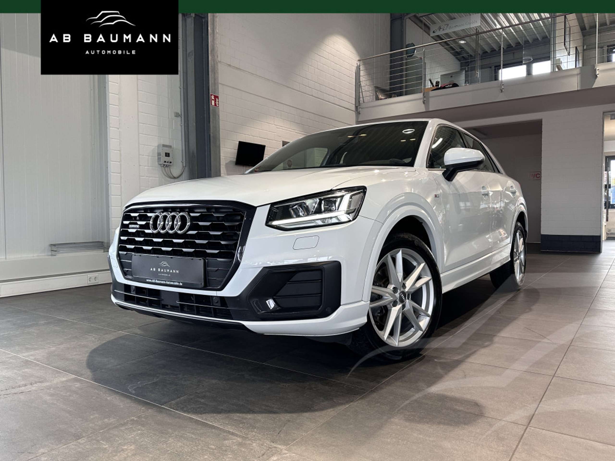 Audi - Q2