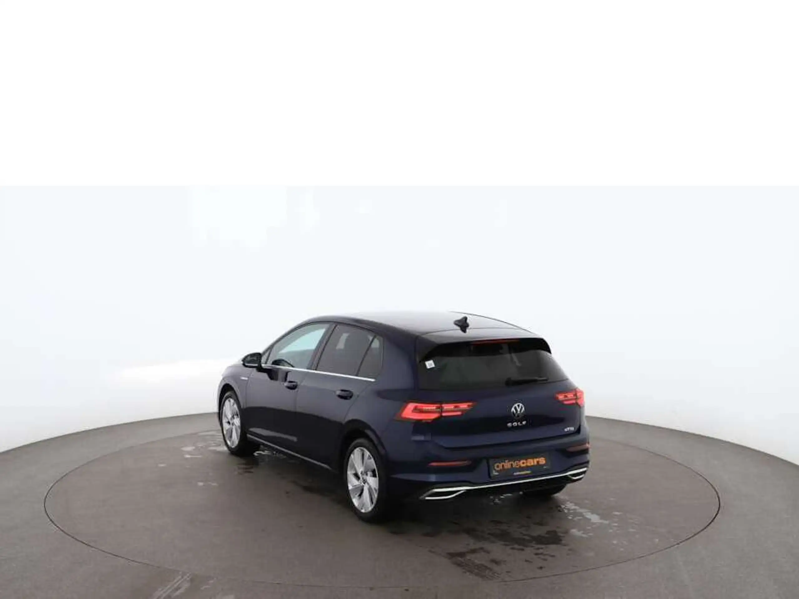 Volkswagen - Golf