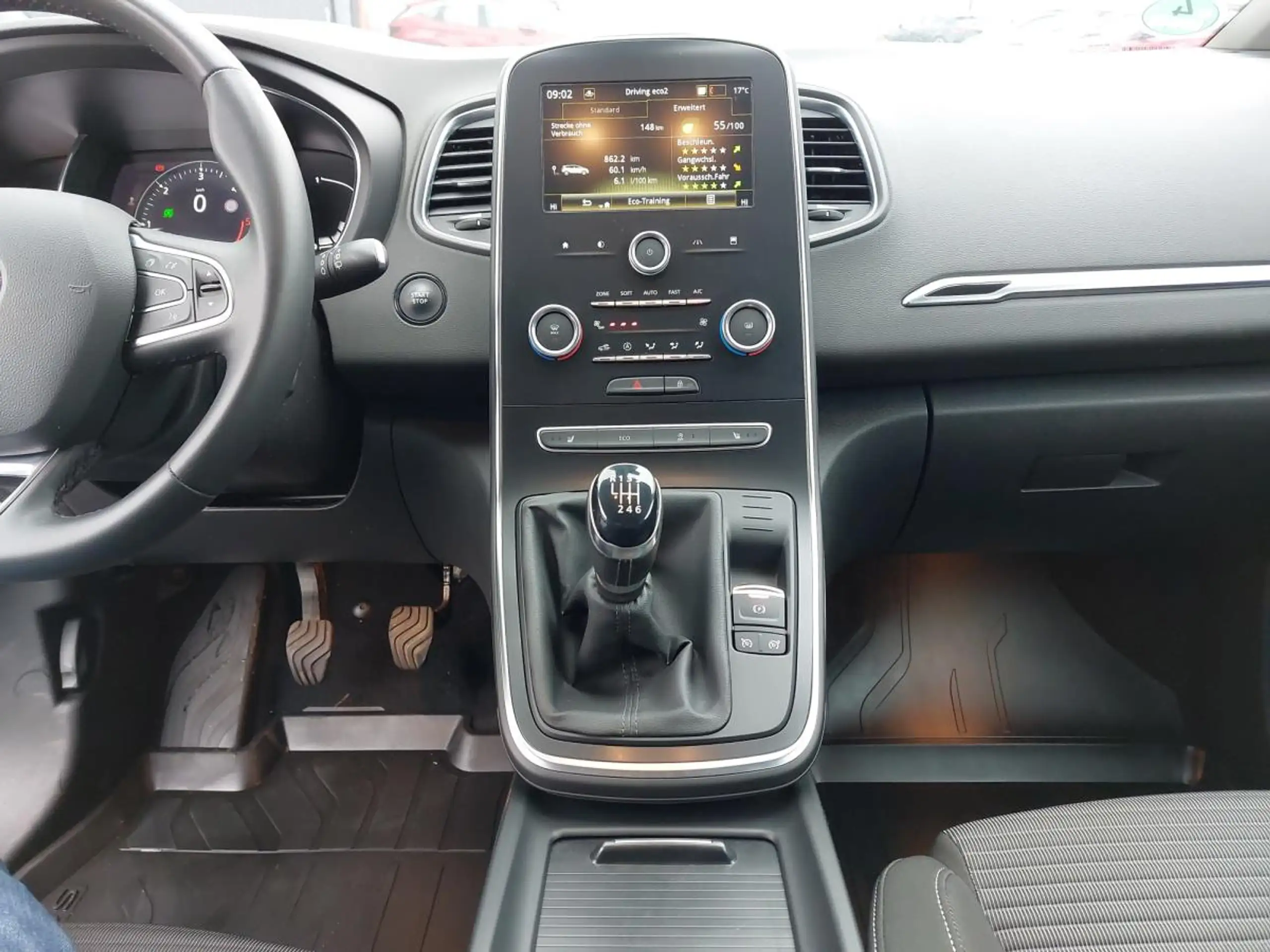 Renault - Scenic